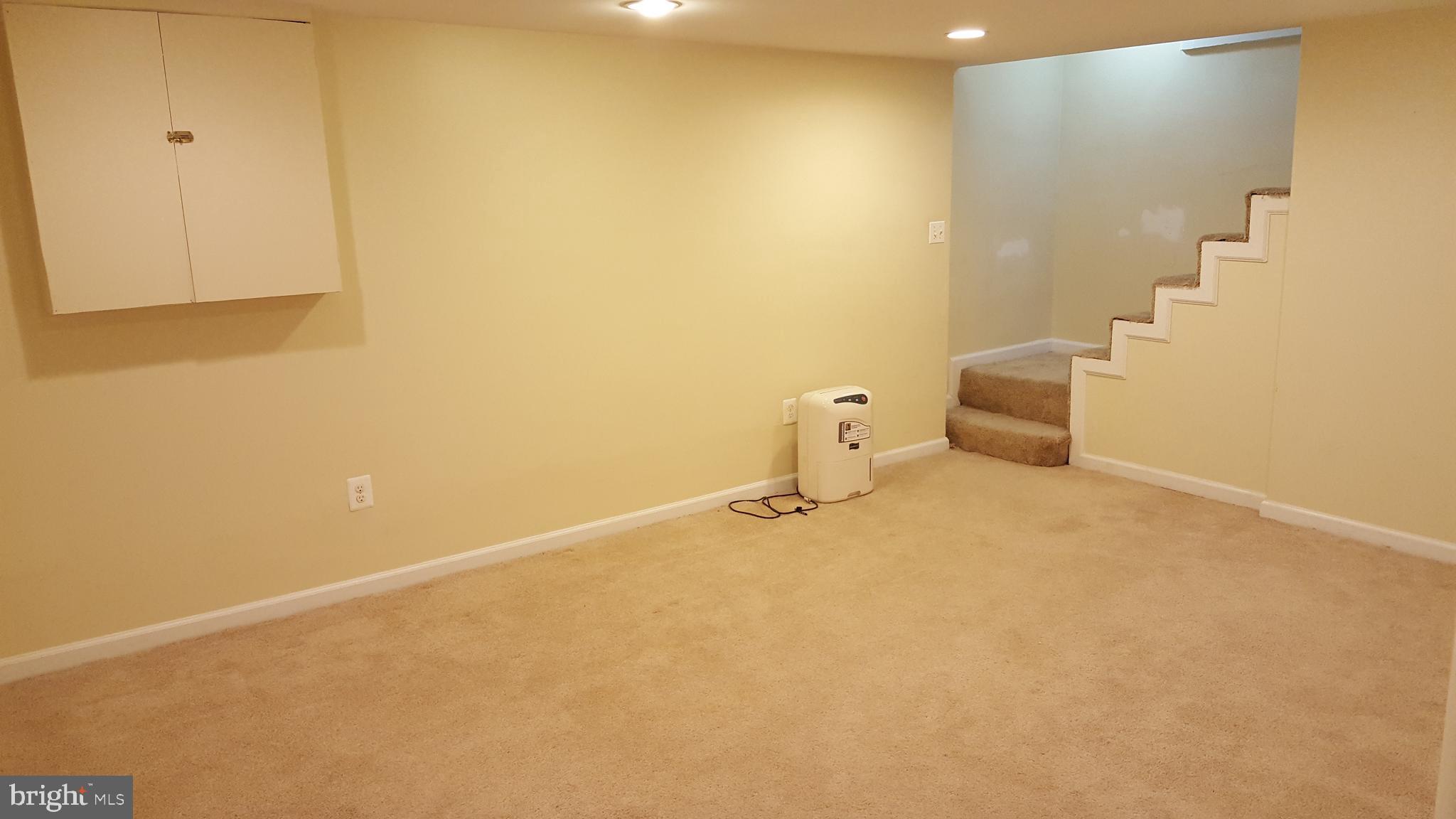 HOLLYWOOD - Residential Lease