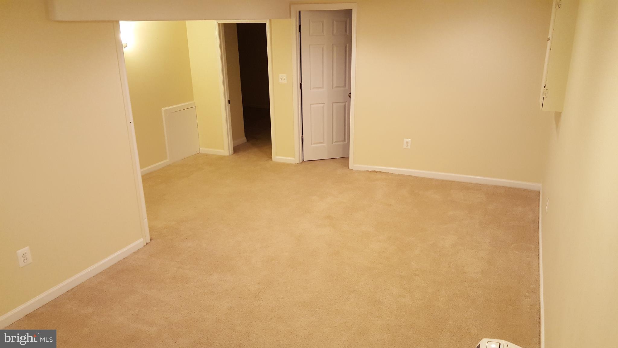 HOLLYWOOD - Residential Lease