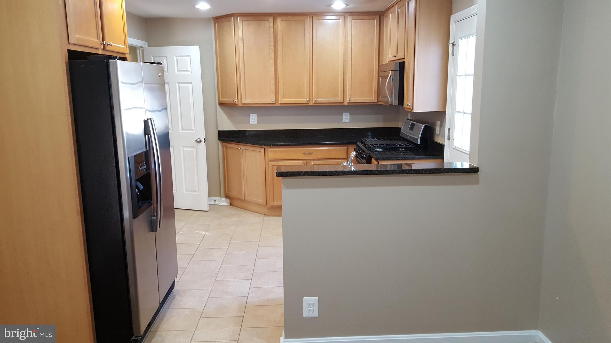 HOLLYWOOD - Residential Lease