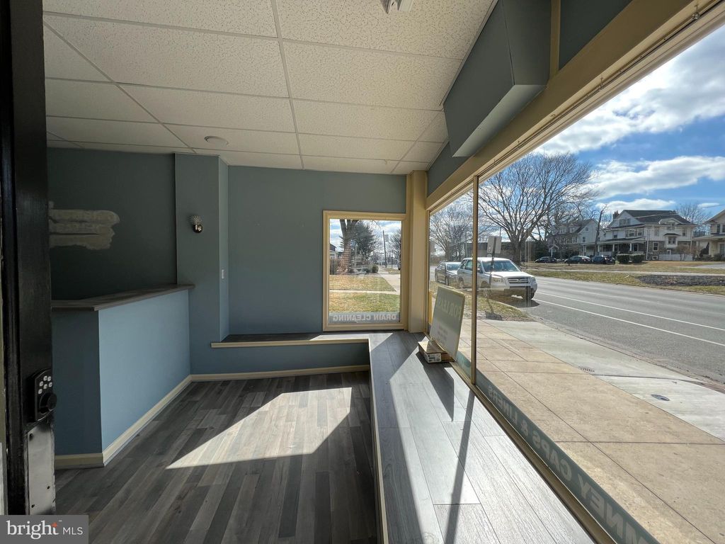 Photo of 1213 Darby Road, HAVERTOWN, PA 19083 (MLS # PADE2104498)