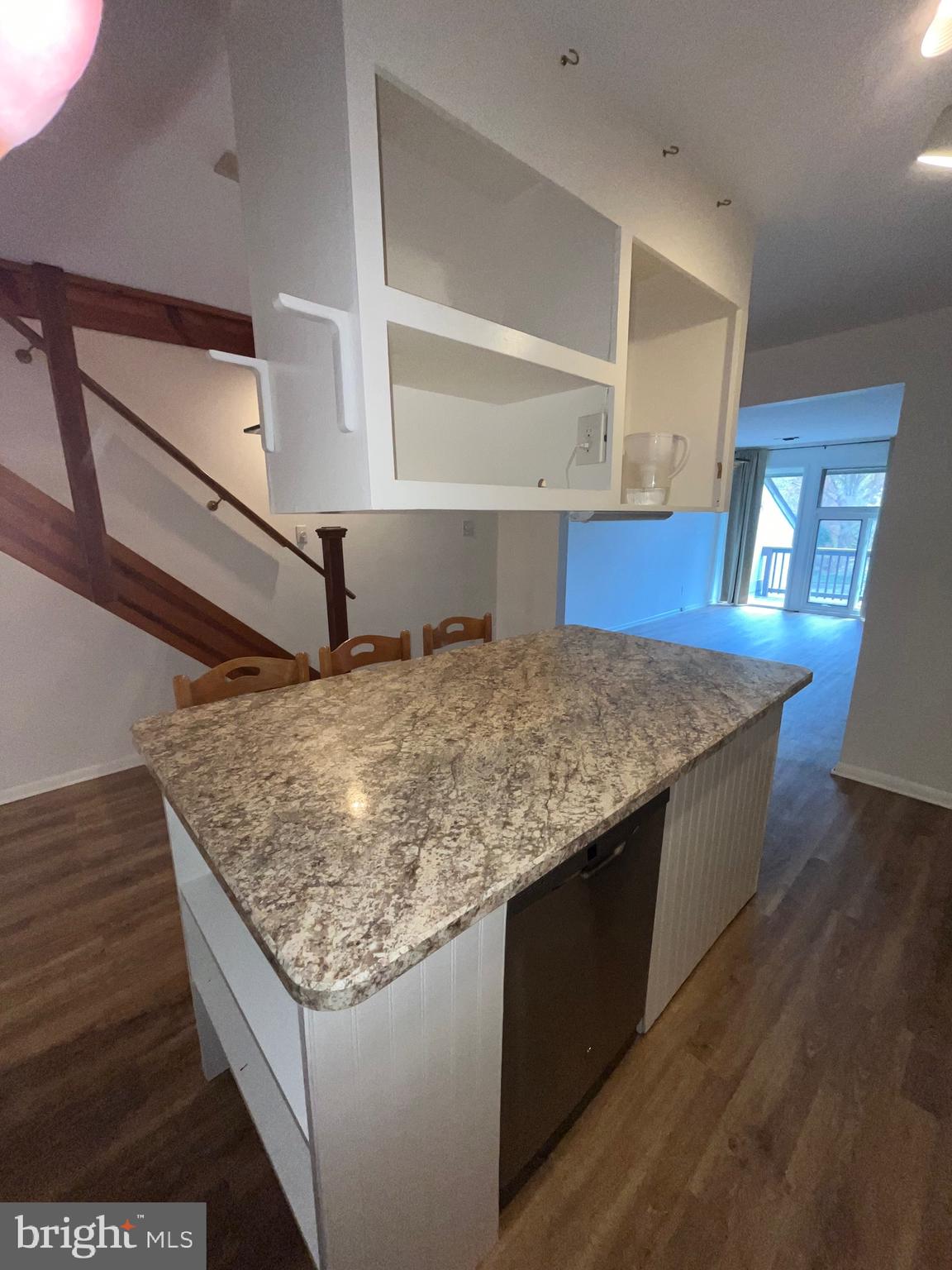 VILLAGE II - Residential Lease