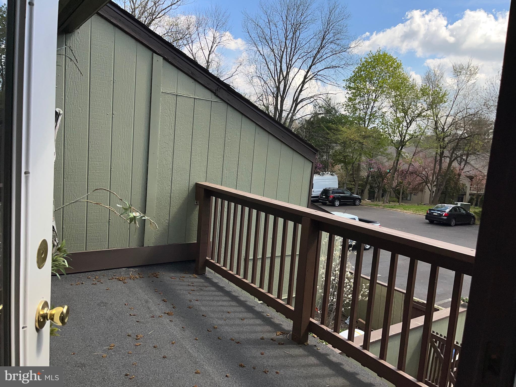 VILLAGE II - Residential Lease