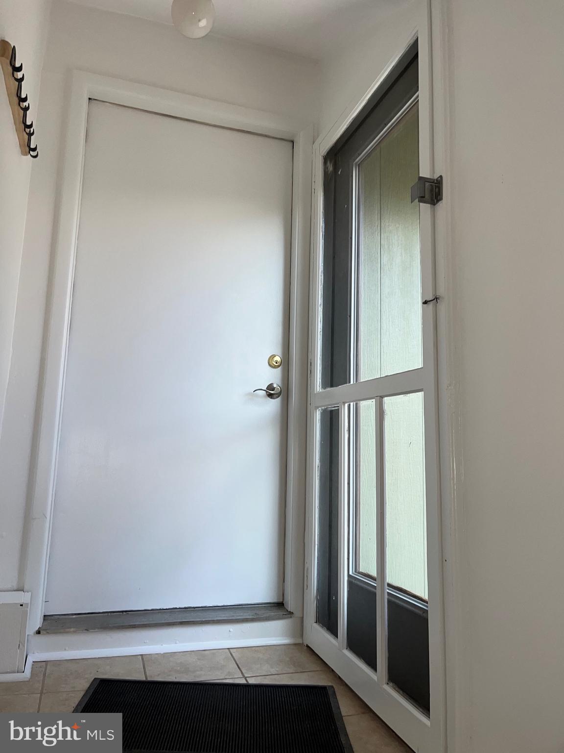 VILLAGE II - Residential Lease