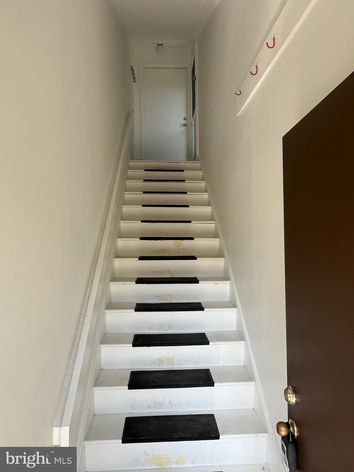 VILLAGE II - Residential Lease