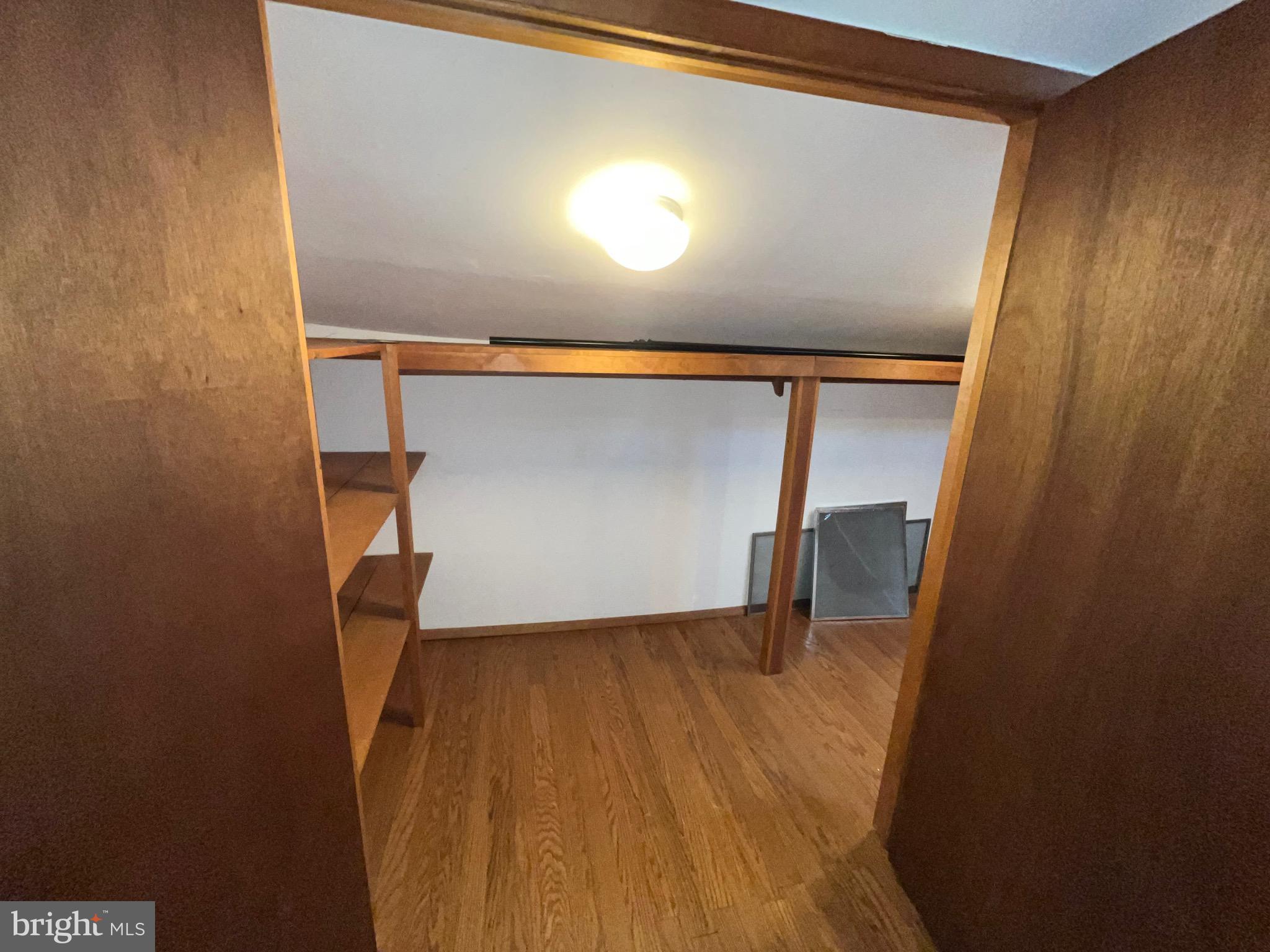 VILLAGE II - Residential Lease