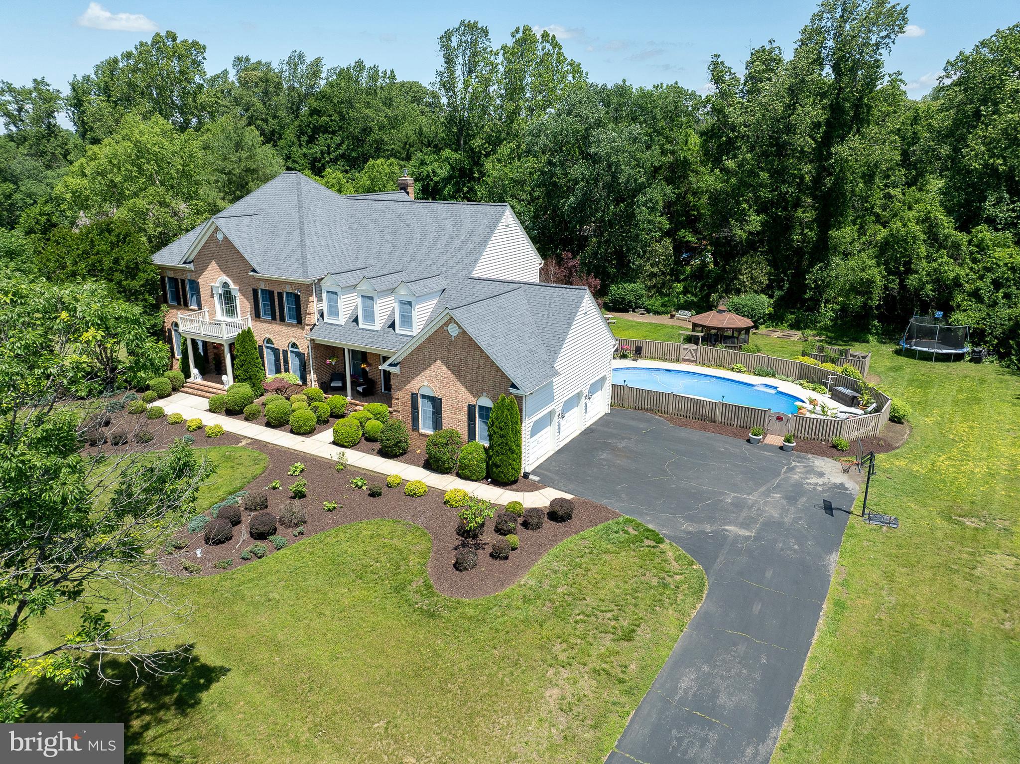 PENDERBROOKE - Residential