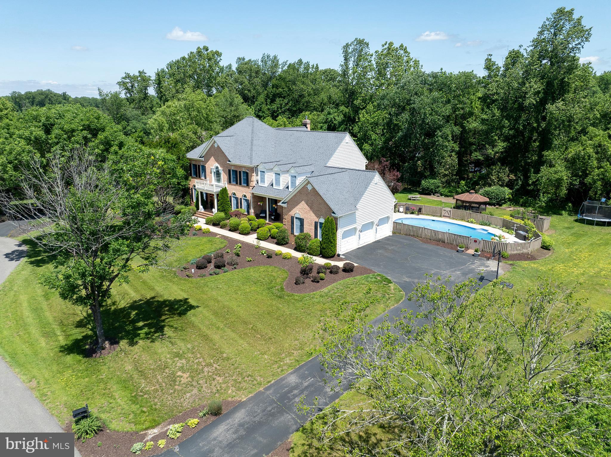 PENDERBROOKE - Residential