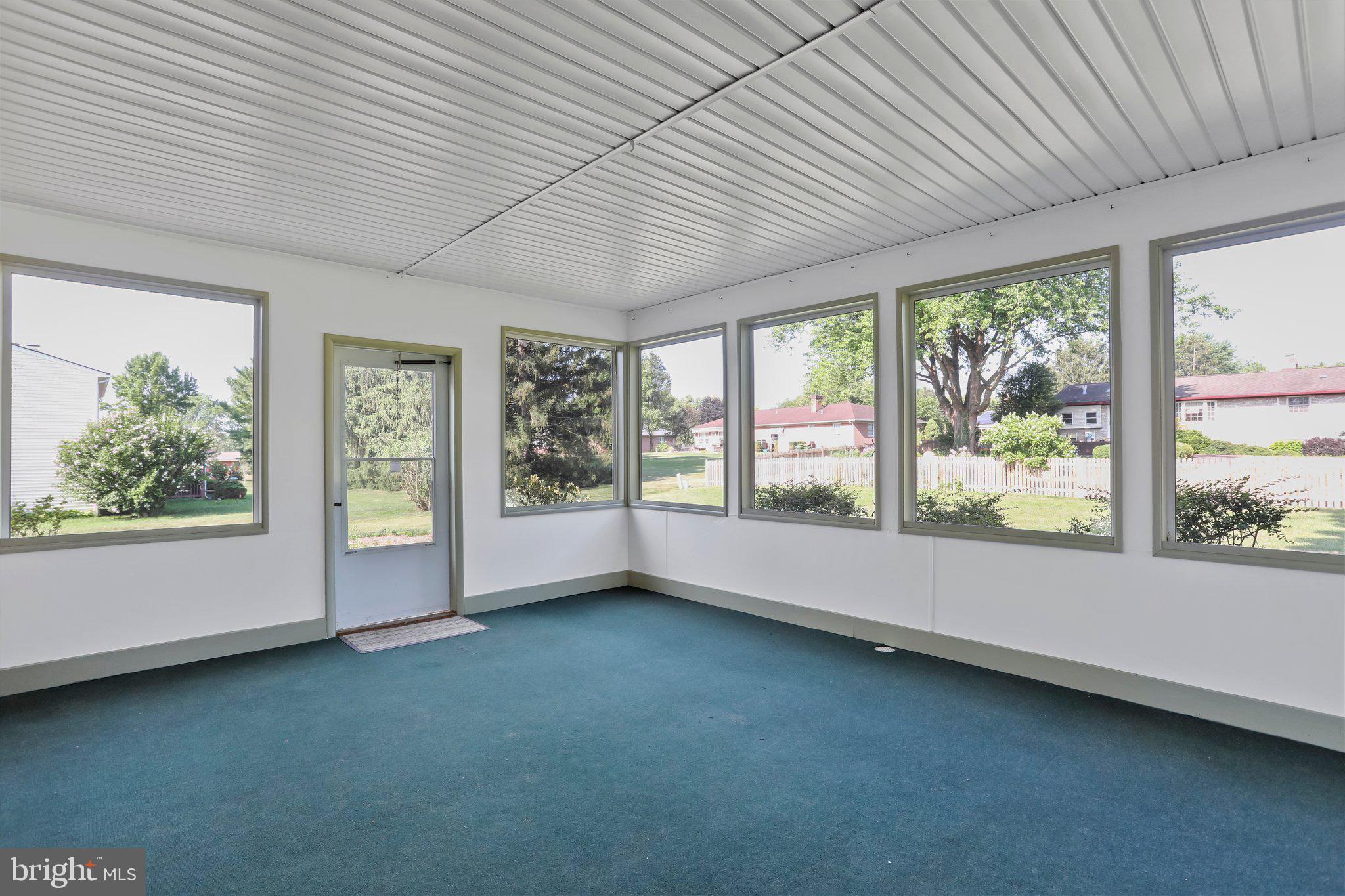 LUROSE ESTATES - Residential