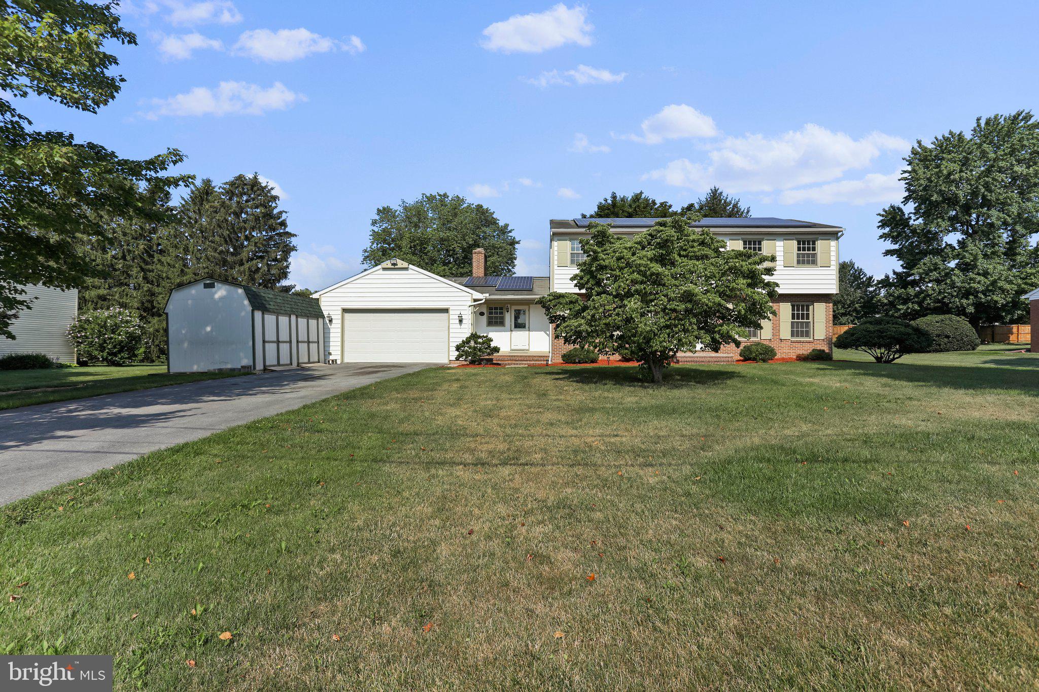 LUROSE ESTATES - Residential