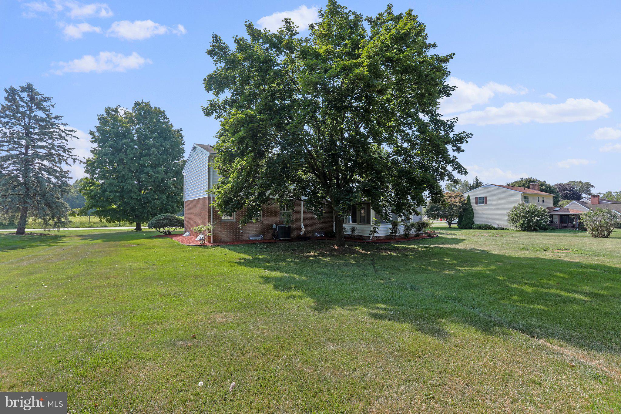 LUROSE ESTATES - Residential