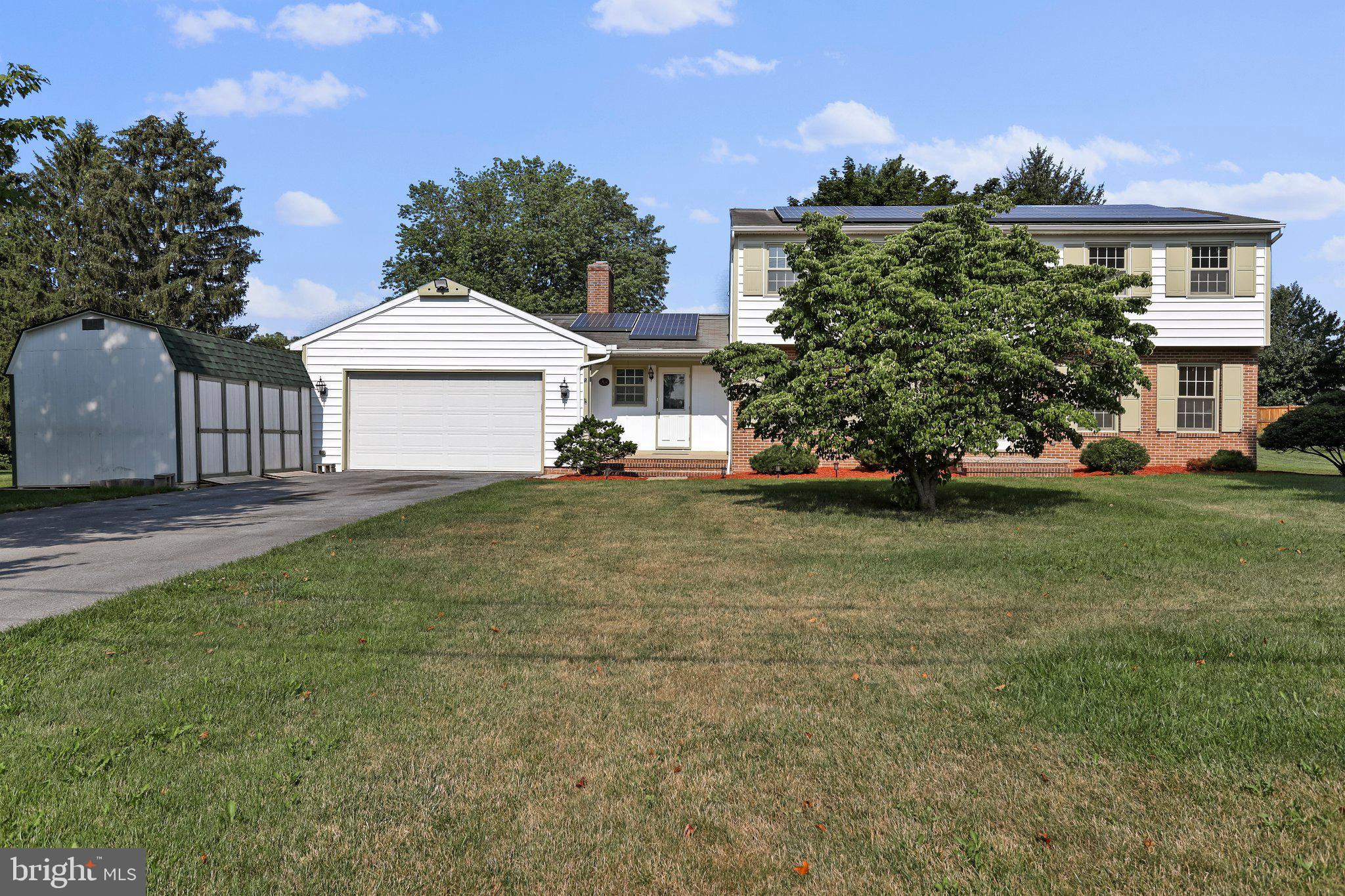 LUROSE ESTATES - Residential