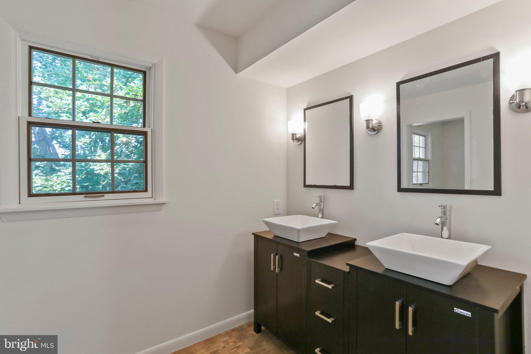 LUROSE ESTATES - Residential