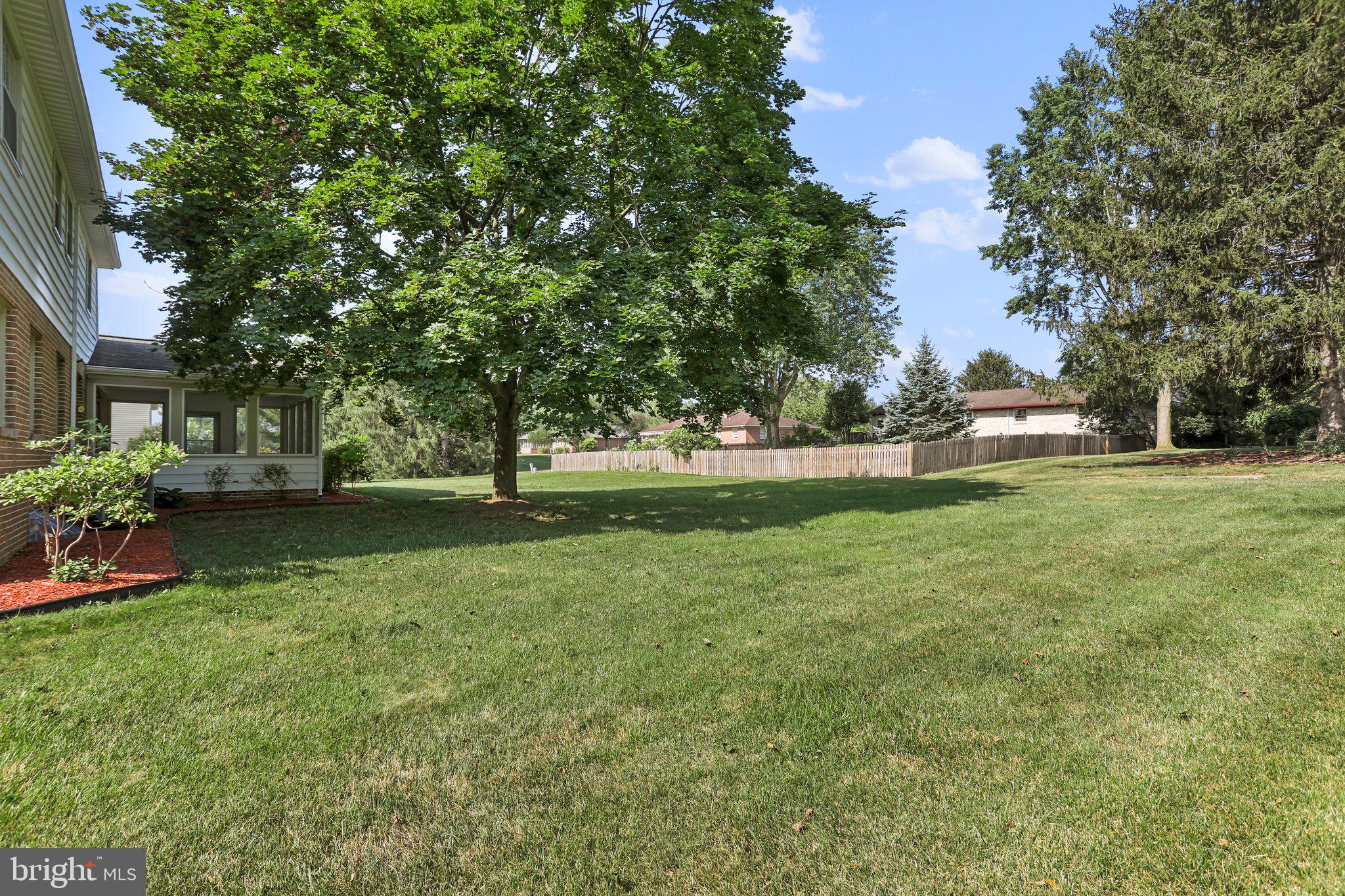 LUROSE ESTATES - Residential