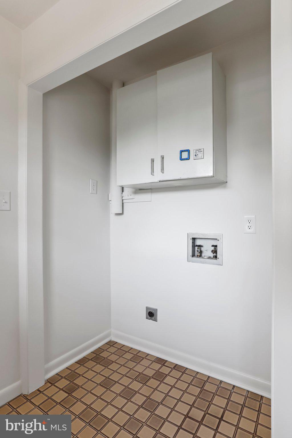 LUROSE ESTATES - Residential