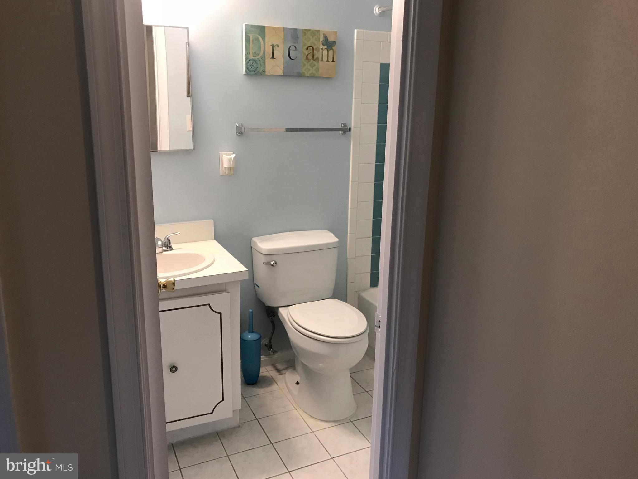 ARBORY CONDO-PHASE 2> - Residential