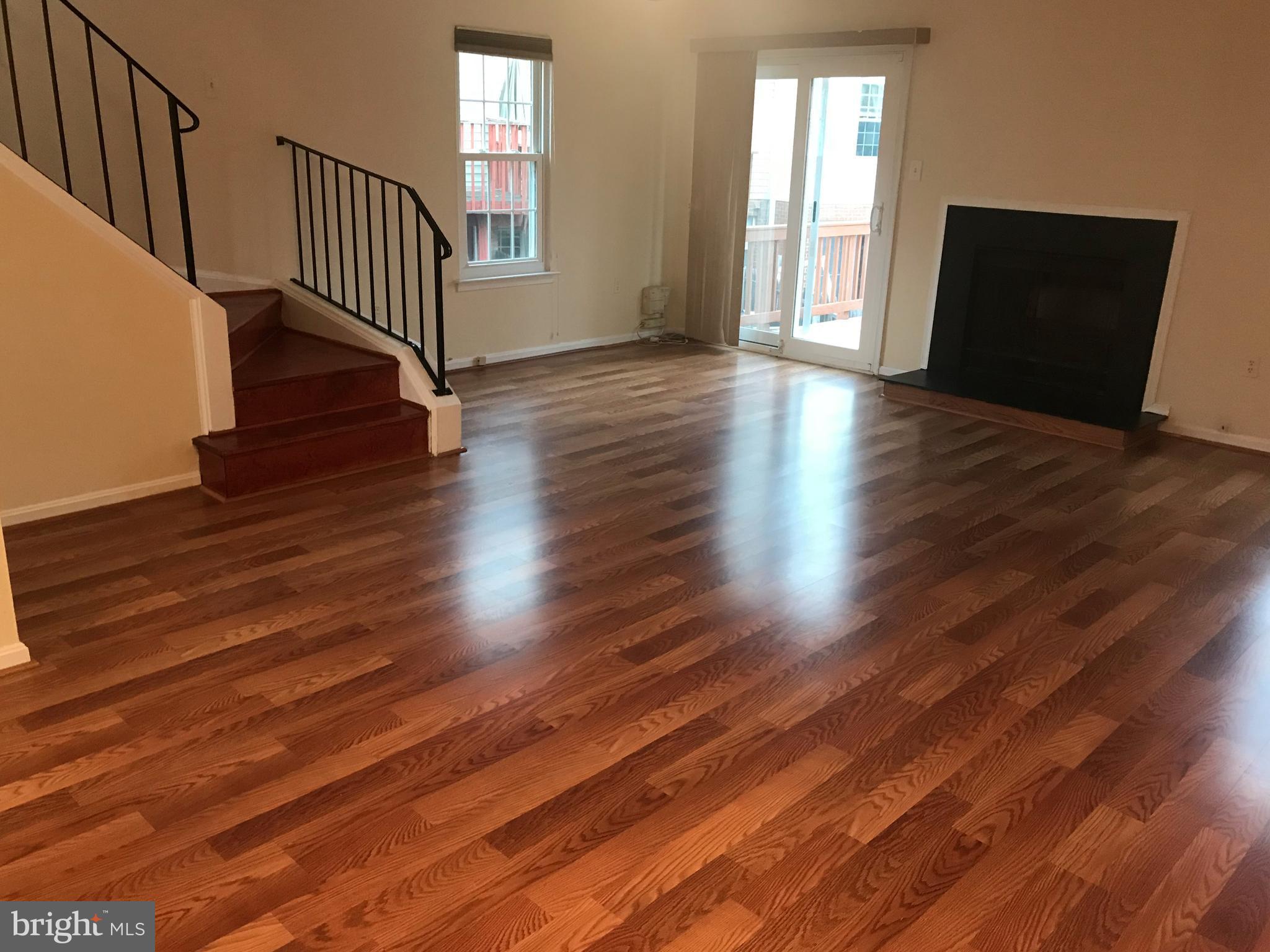 ARBORY CONDO-PHASE 2> - Residential