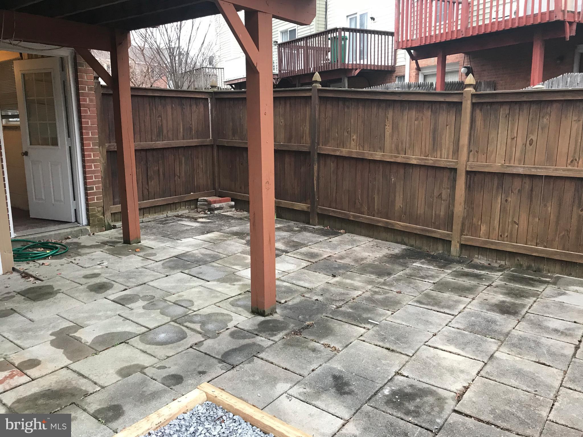 ARBORY CONDO-PHASE 2> - Residential