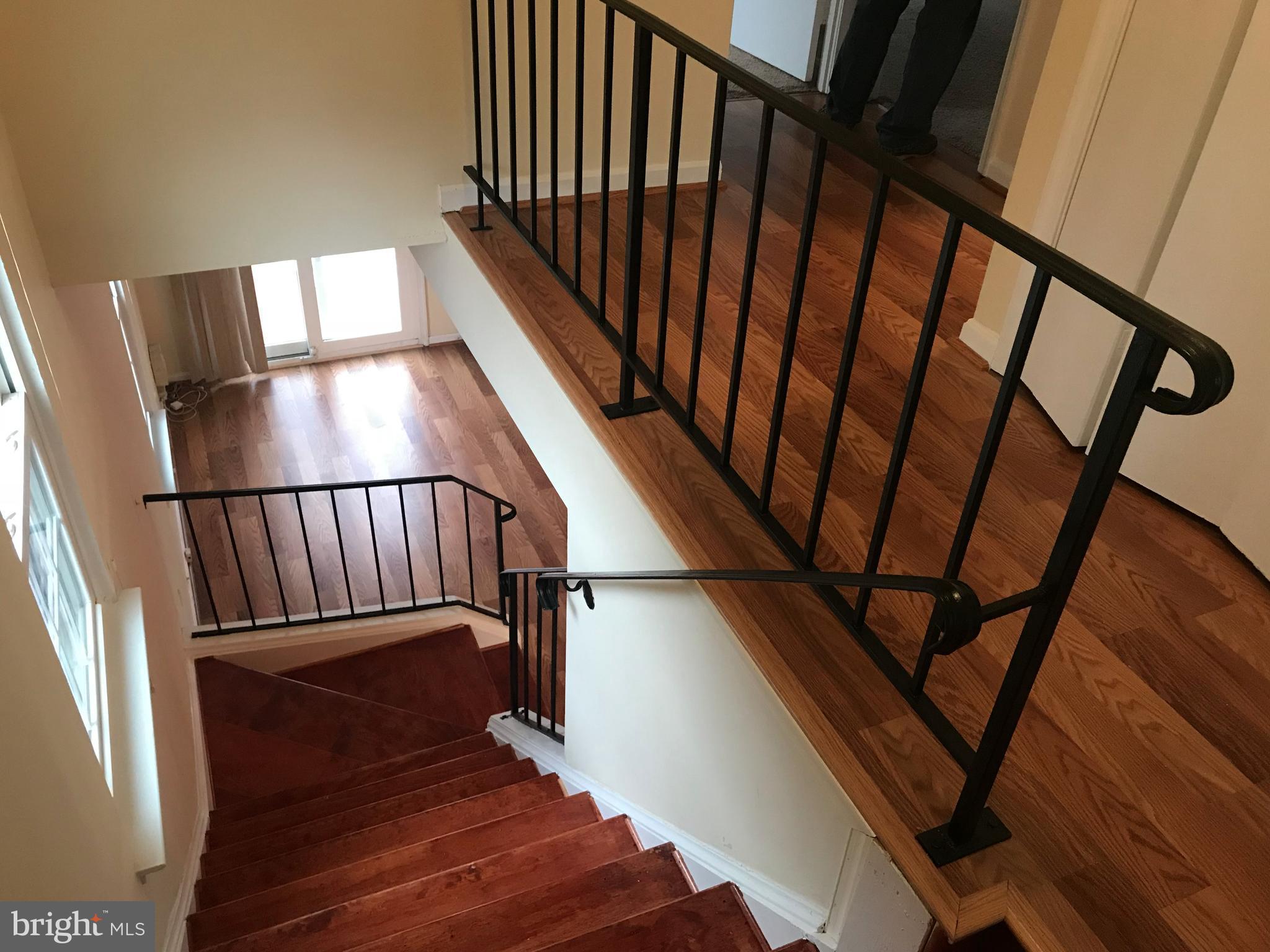 ARBORY CONDO-PHASE 2> - Residential