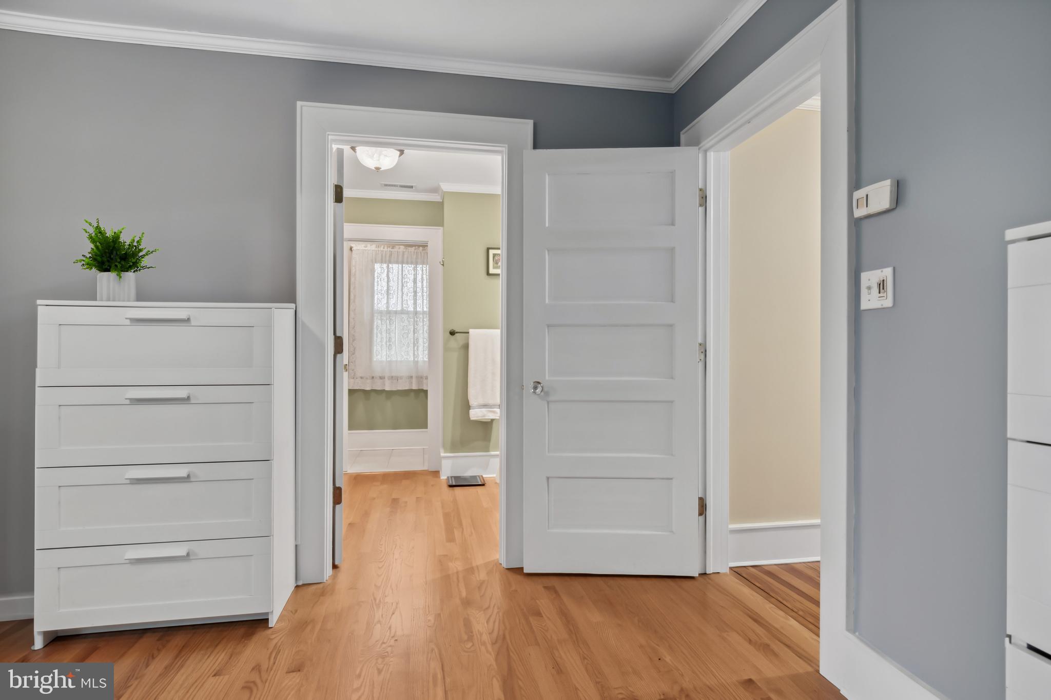 EASTON - Residential