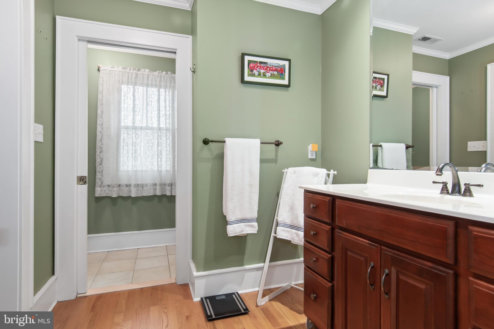 EASTON - Residential