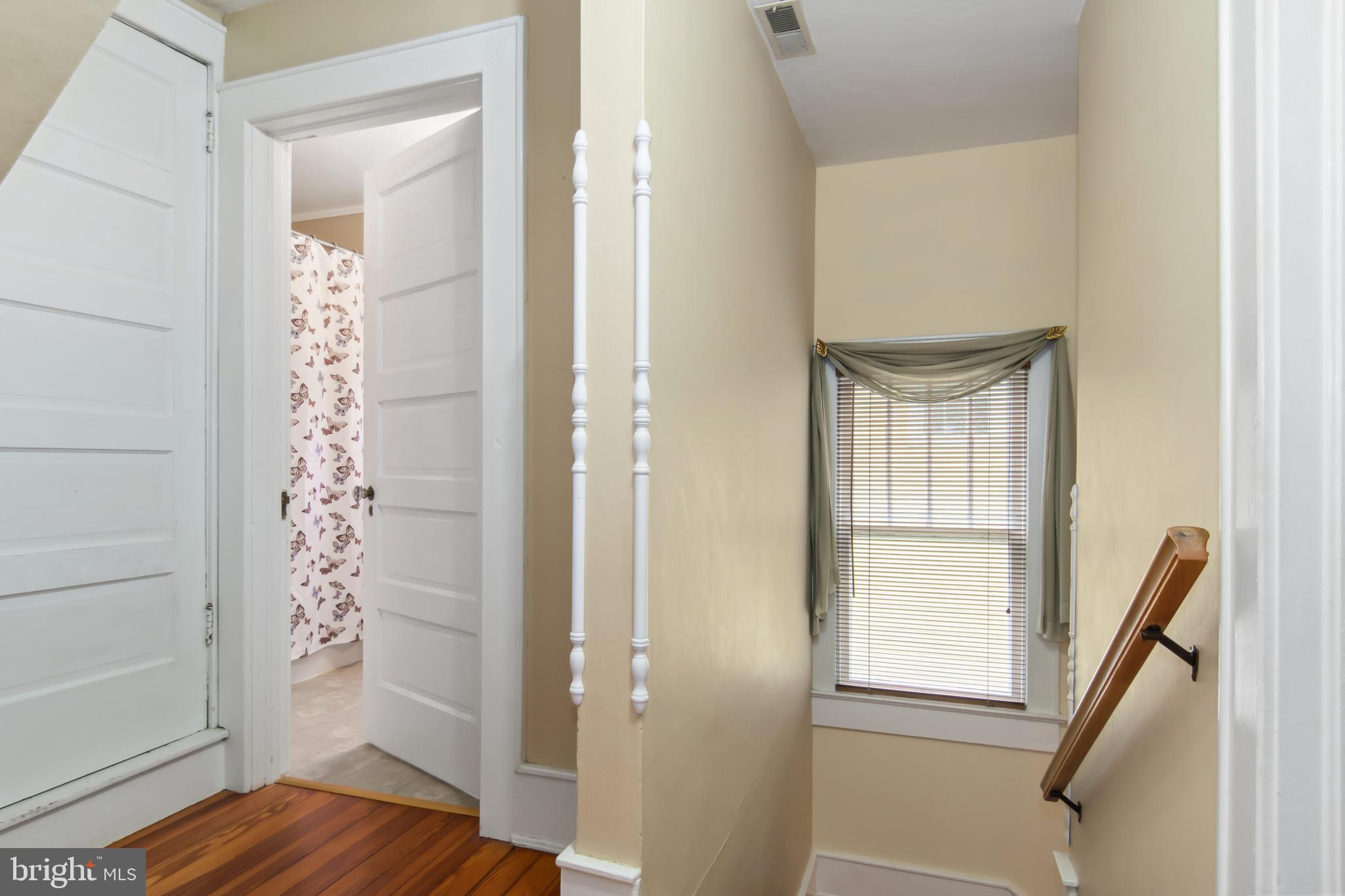 EASTON - Residential