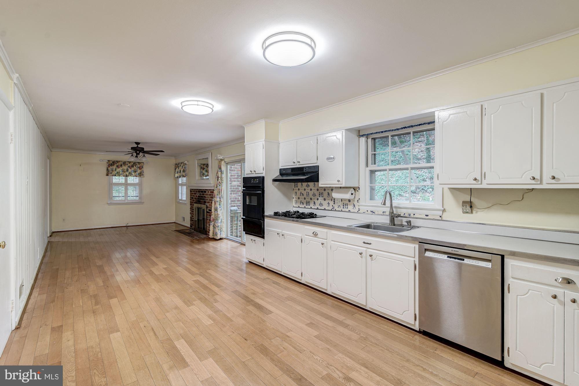 BELLE WOOD - Residential Lease