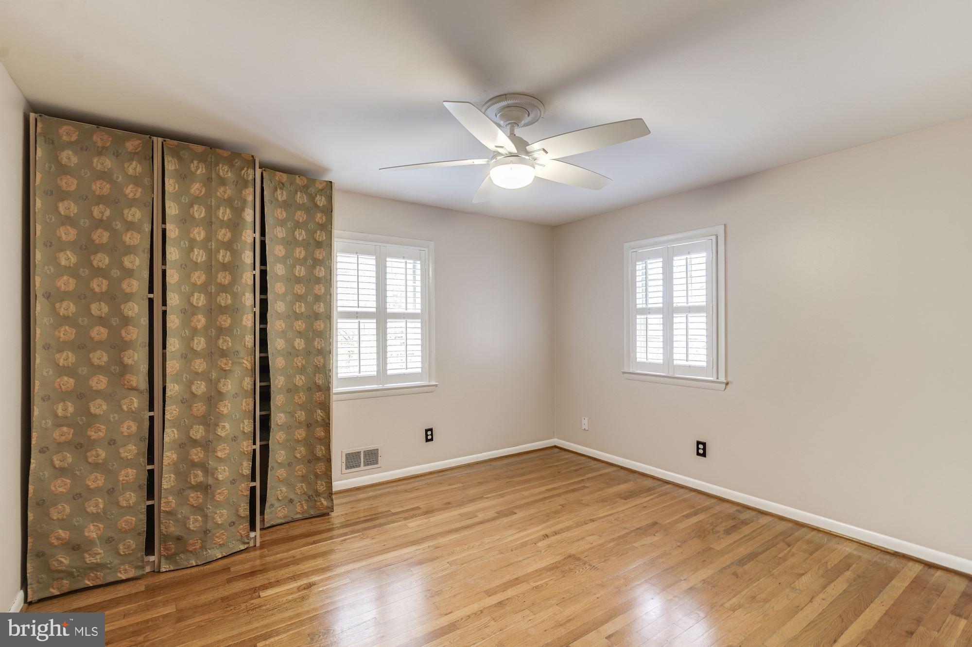 BELLE WOOD - Residential Lease