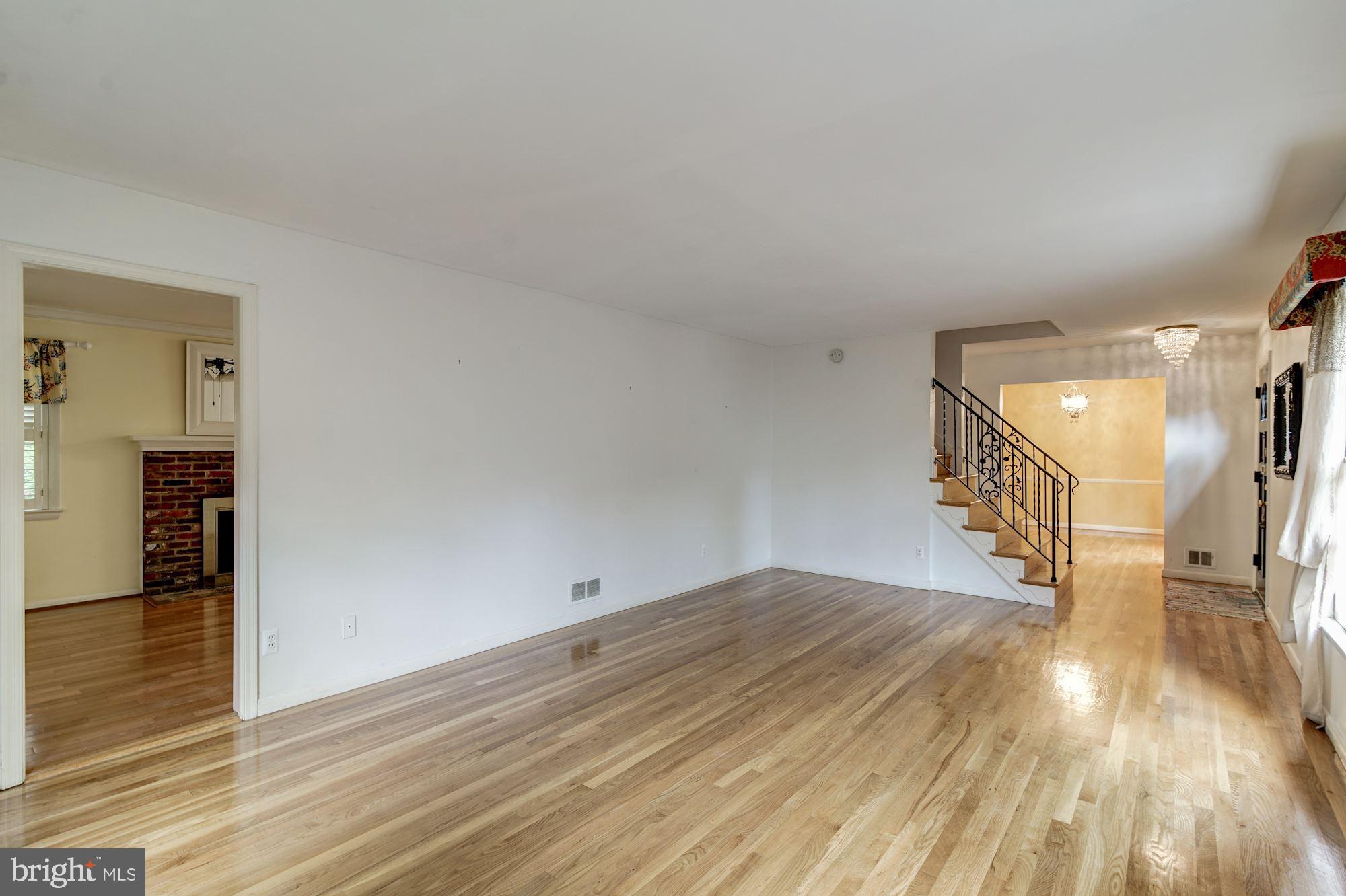 BELLE WOOD - Residential Lease