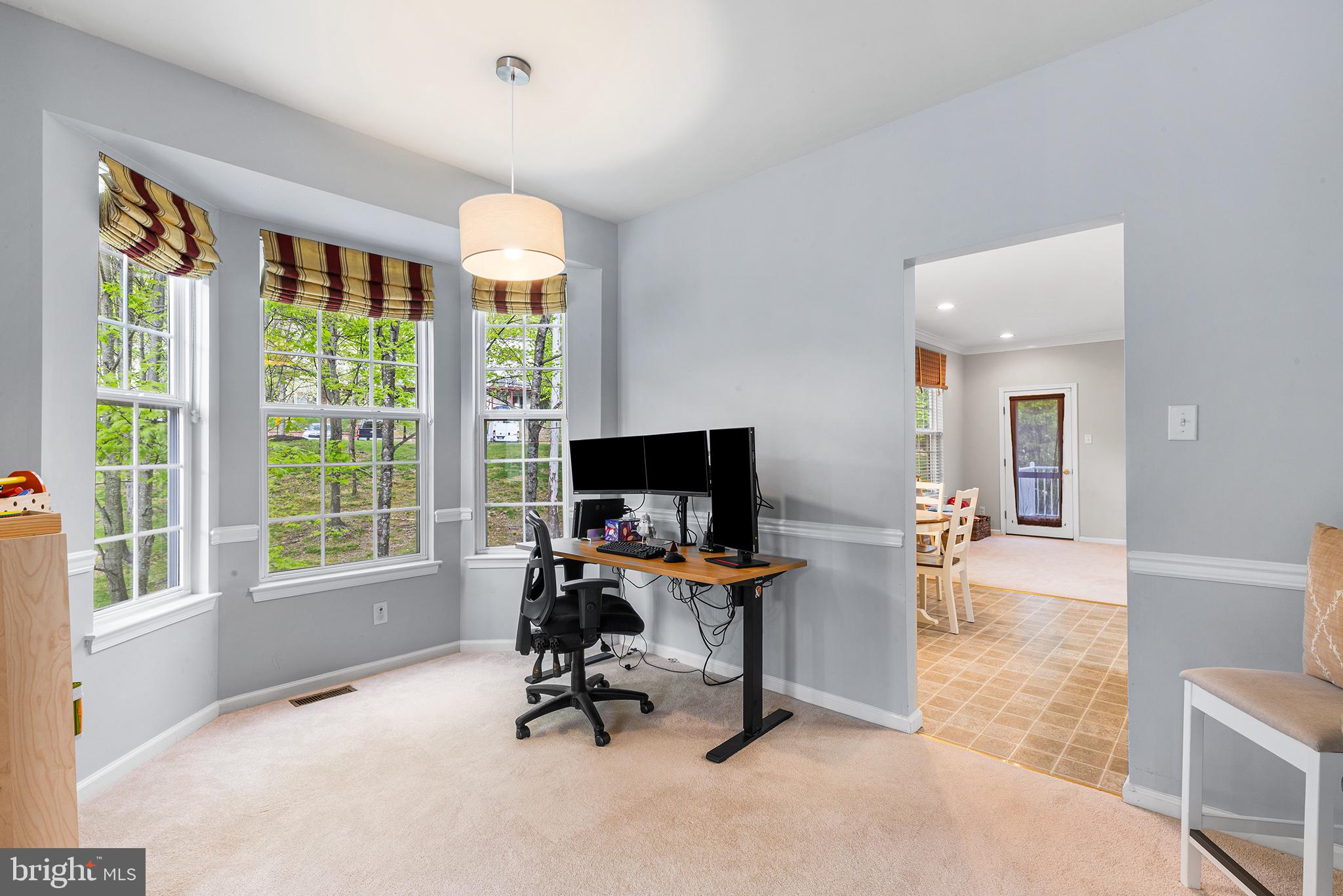 CHARLESTOWN OAKS - Residential