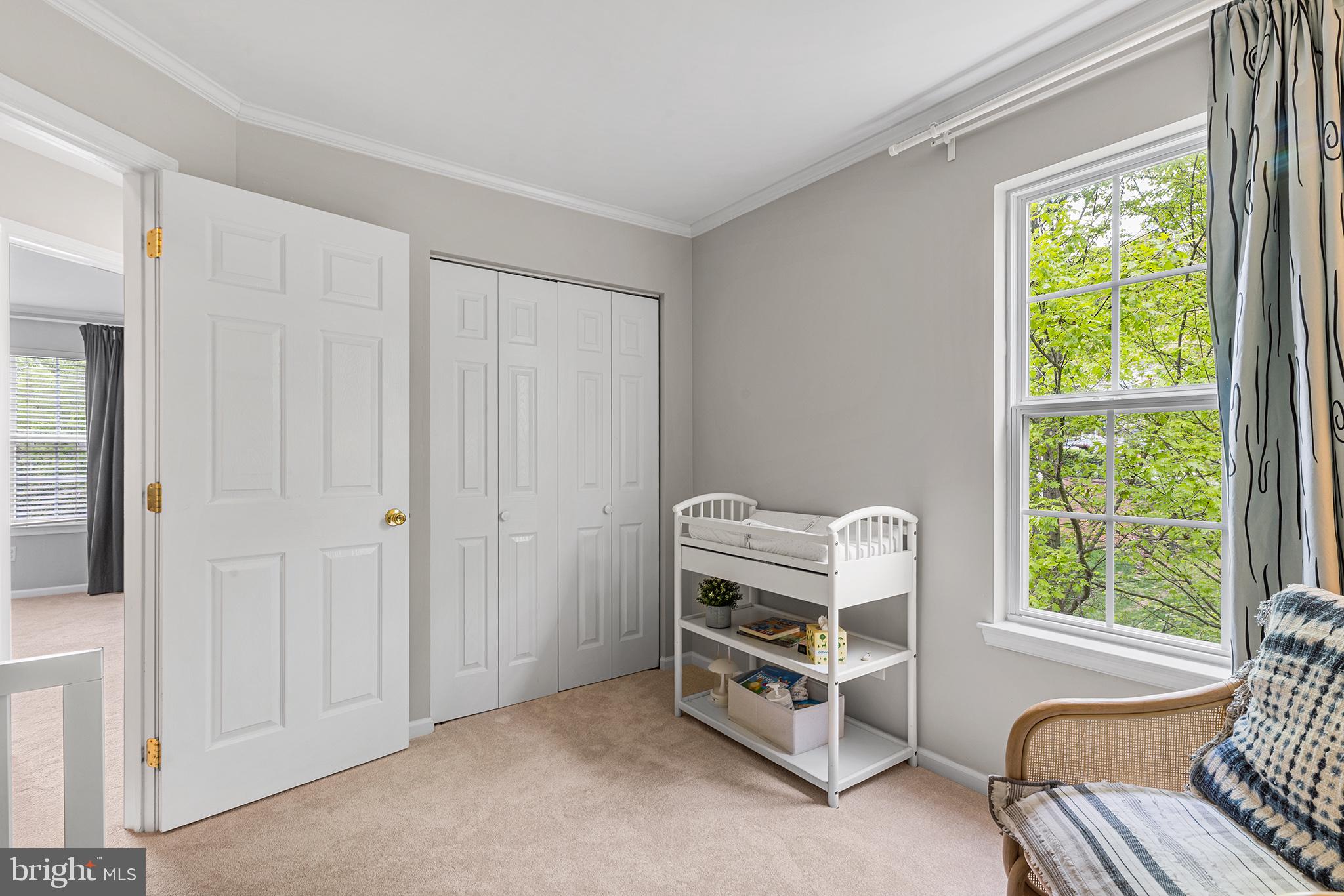 CHARLESTOWN OAKS - Residential