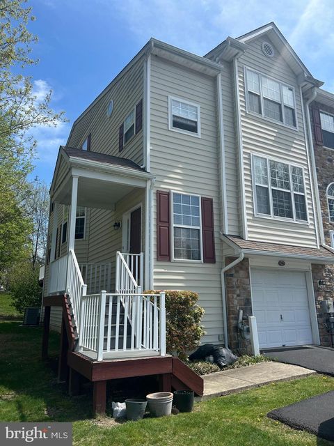 106 REGENTS CT MALVERN PA 19355
