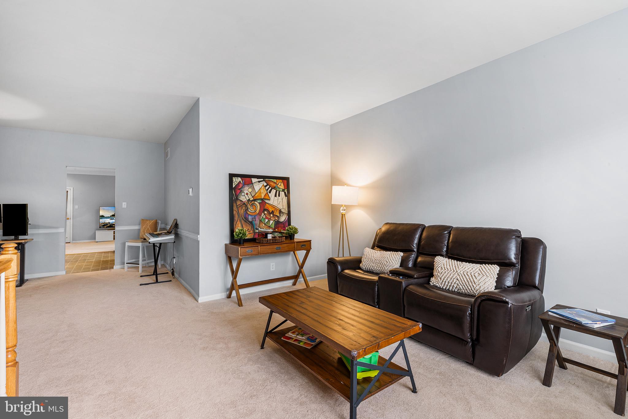 CHARLESTOWN OAKS - Residential