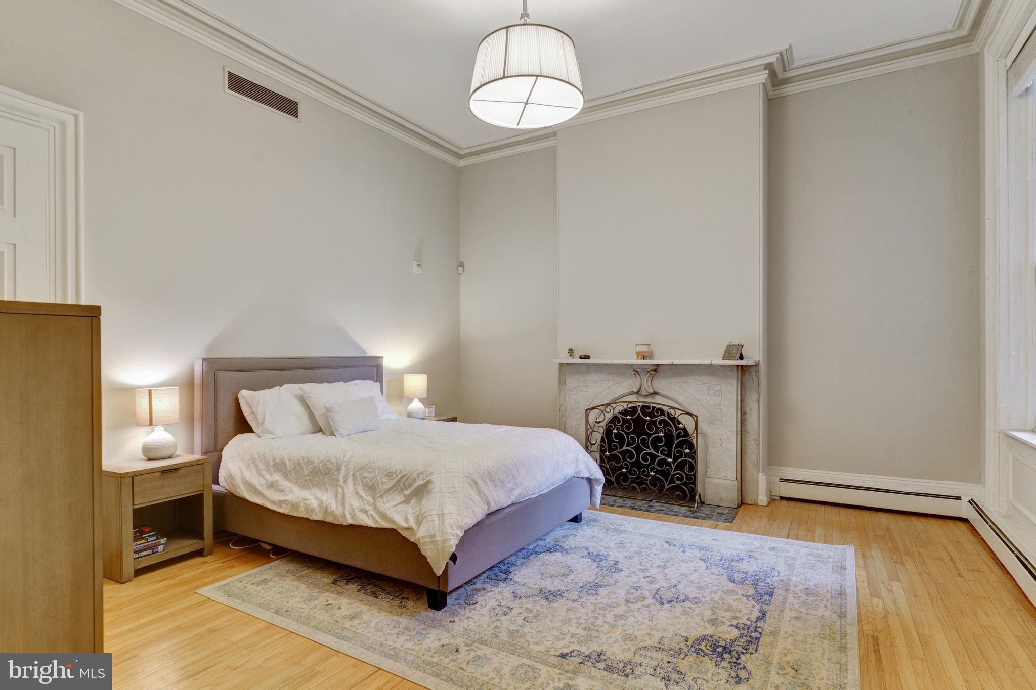RITTENHOUSE SQUARE - Residential Lease