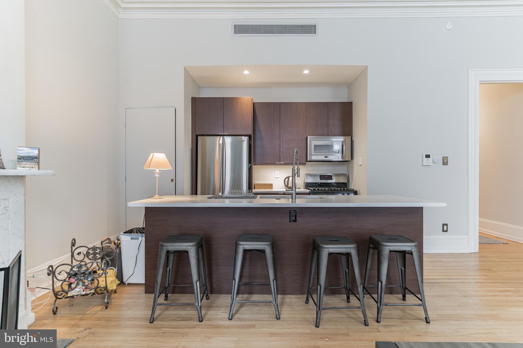 RITTENHOUSE SQUARE - Residential Lease