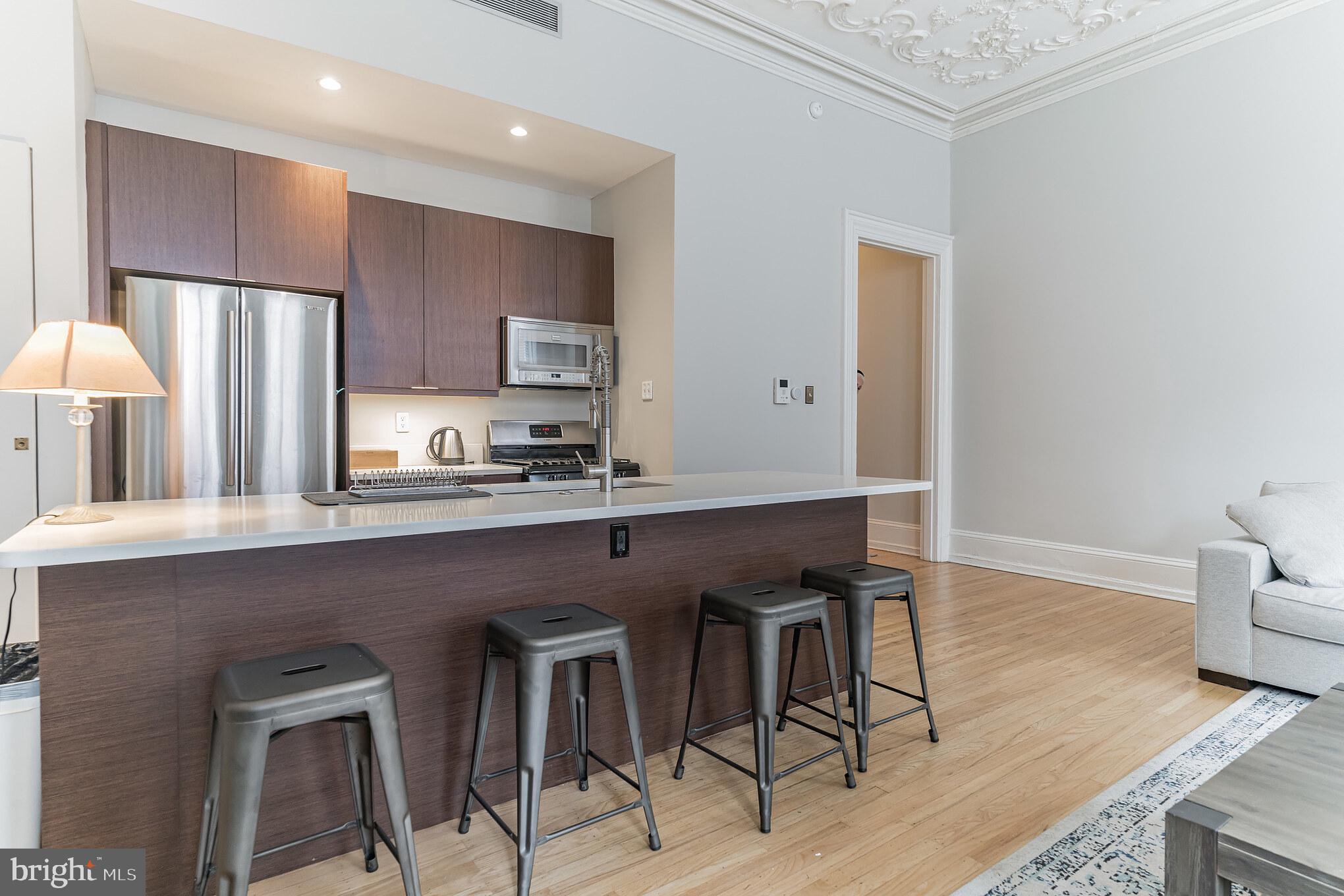 RITTENHOUSE SQUARE - Residential Lease