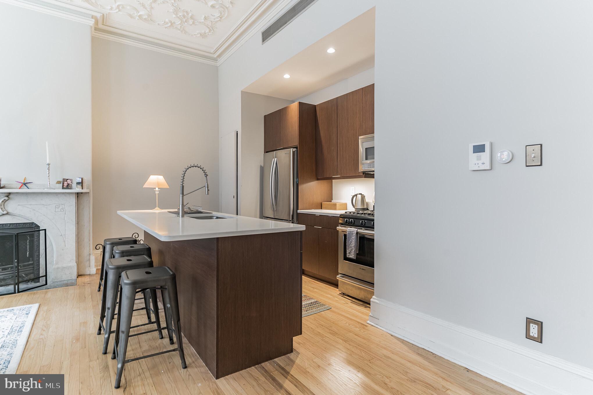 RITTENHOUSE SQUARE - Residential Lease