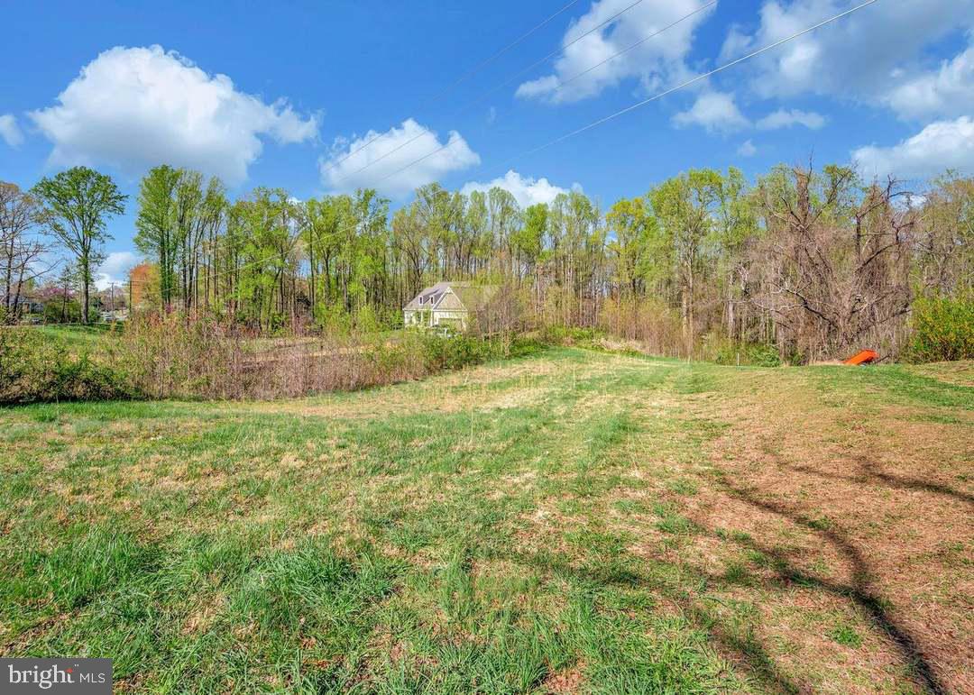 1588 MOUNTAIN VIEW ROAD