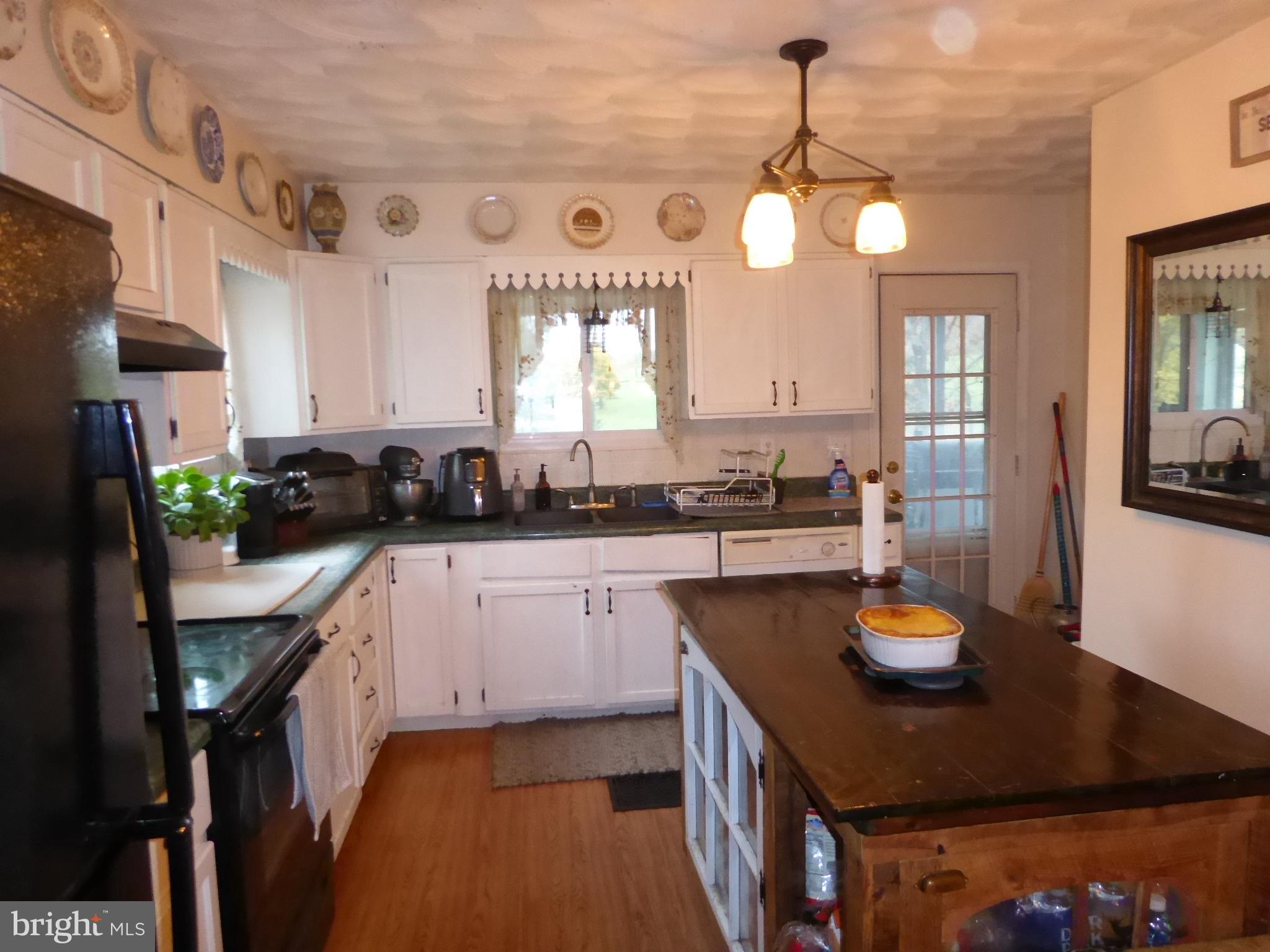 RUNNING MEAD - Residential