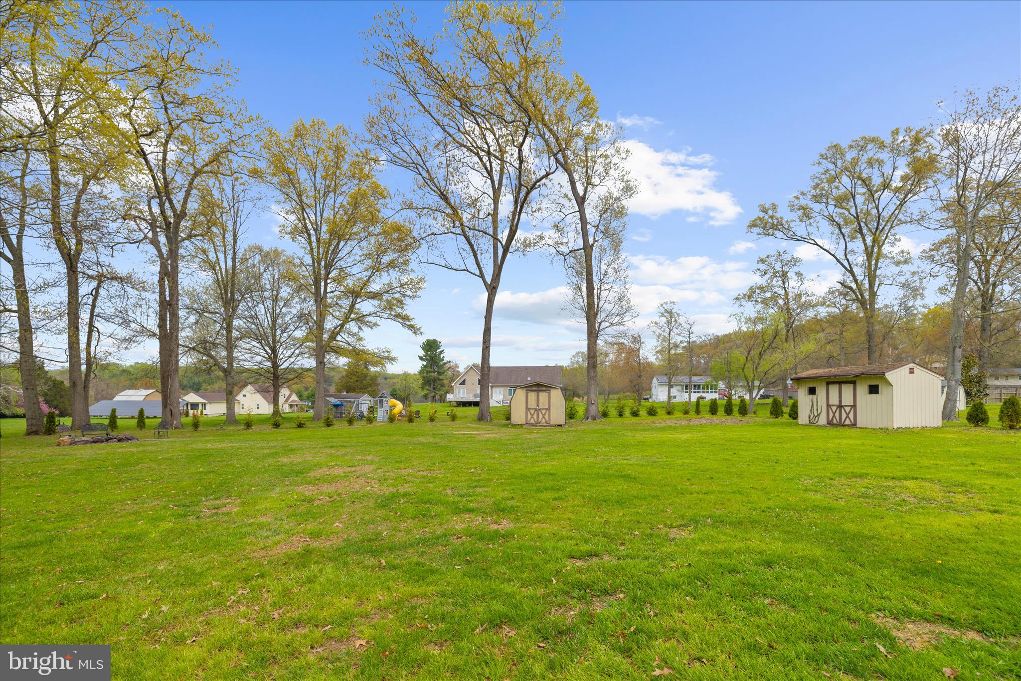 LINCREST - Residential