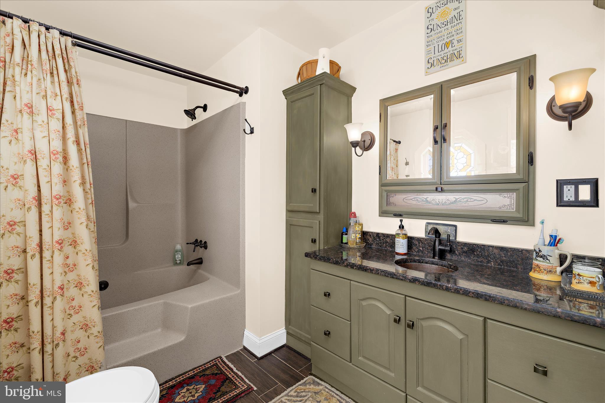 LINCREST - Residential