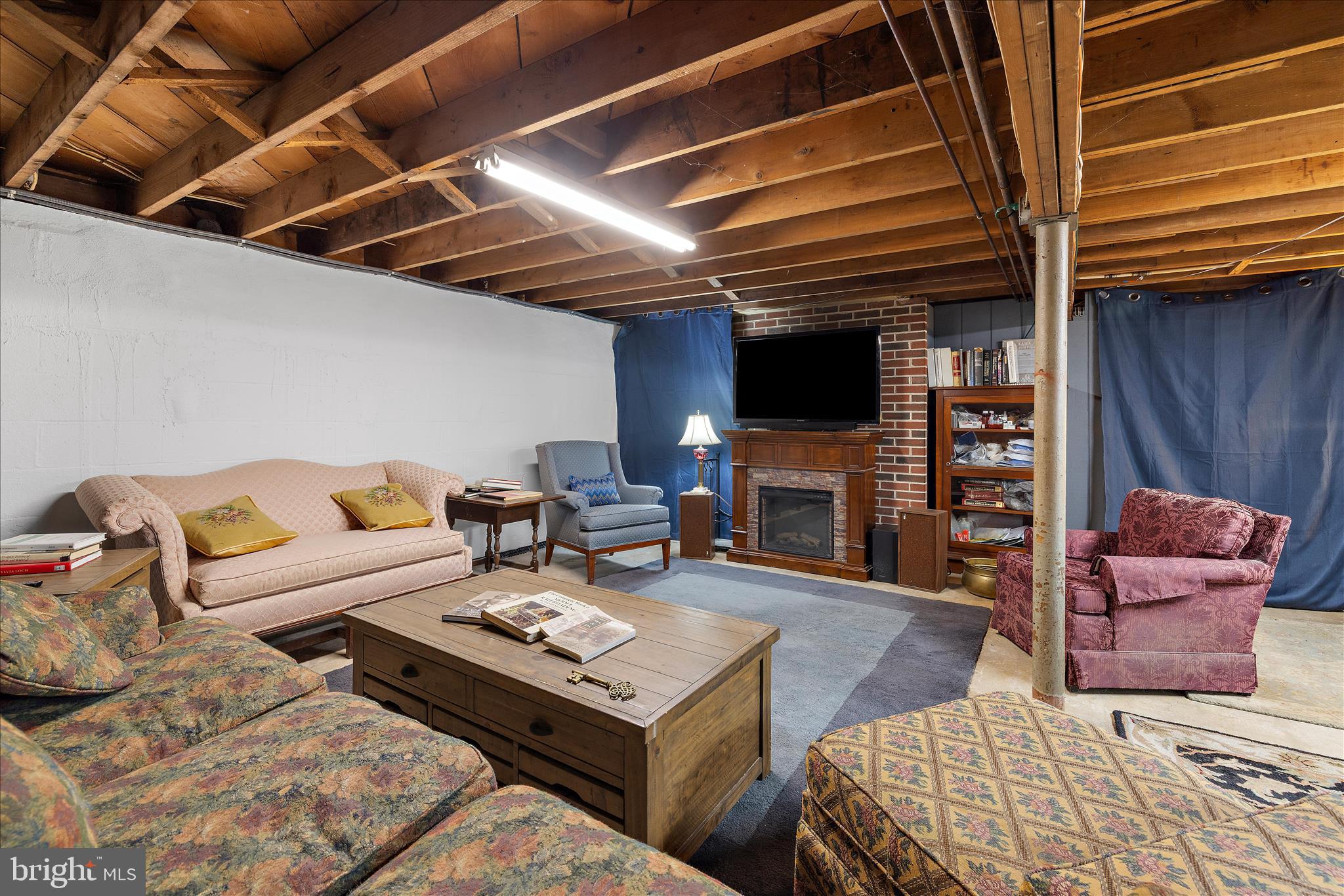 LINCREST - Residential