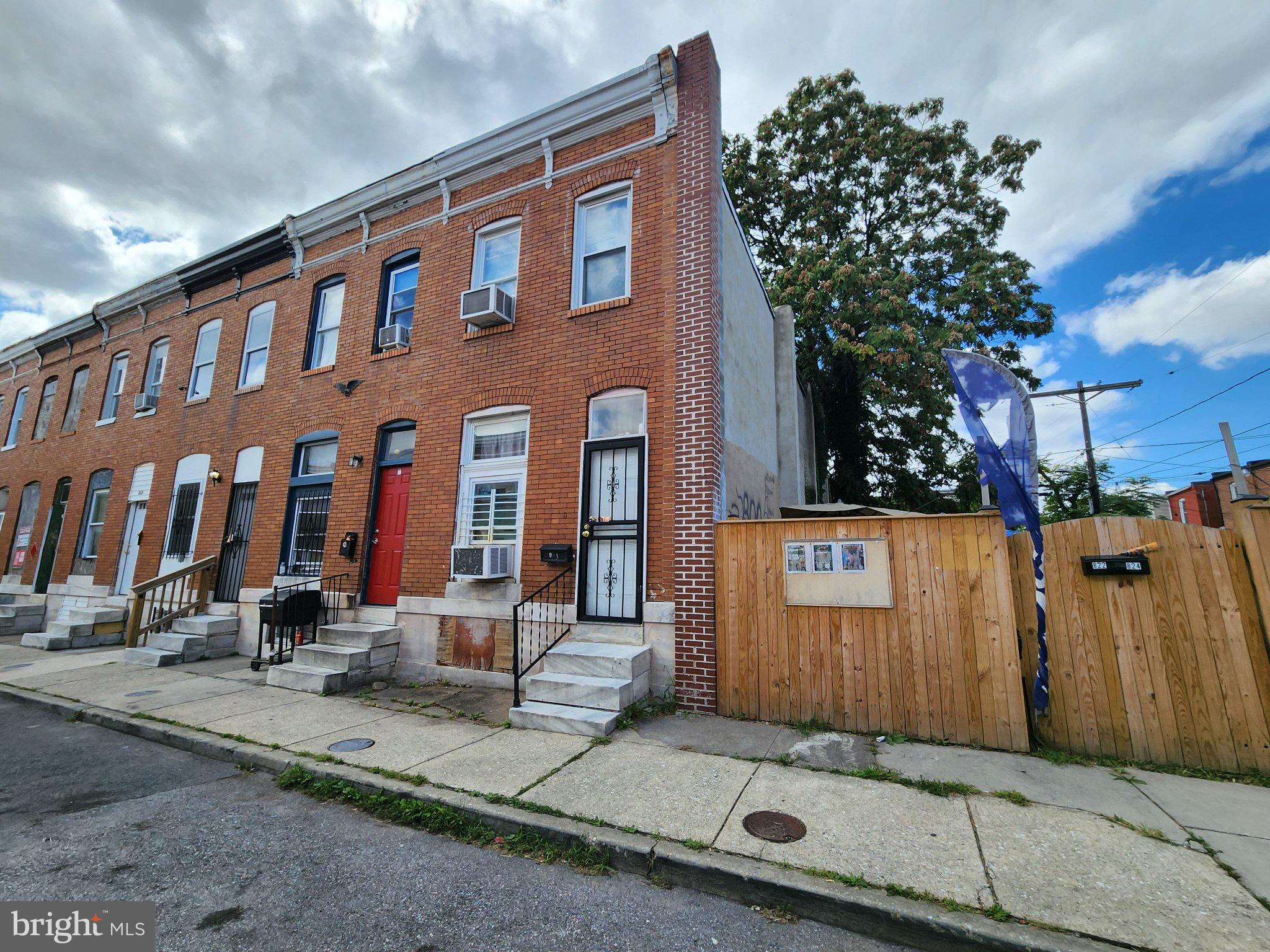 820 N BELNORD AVENUE