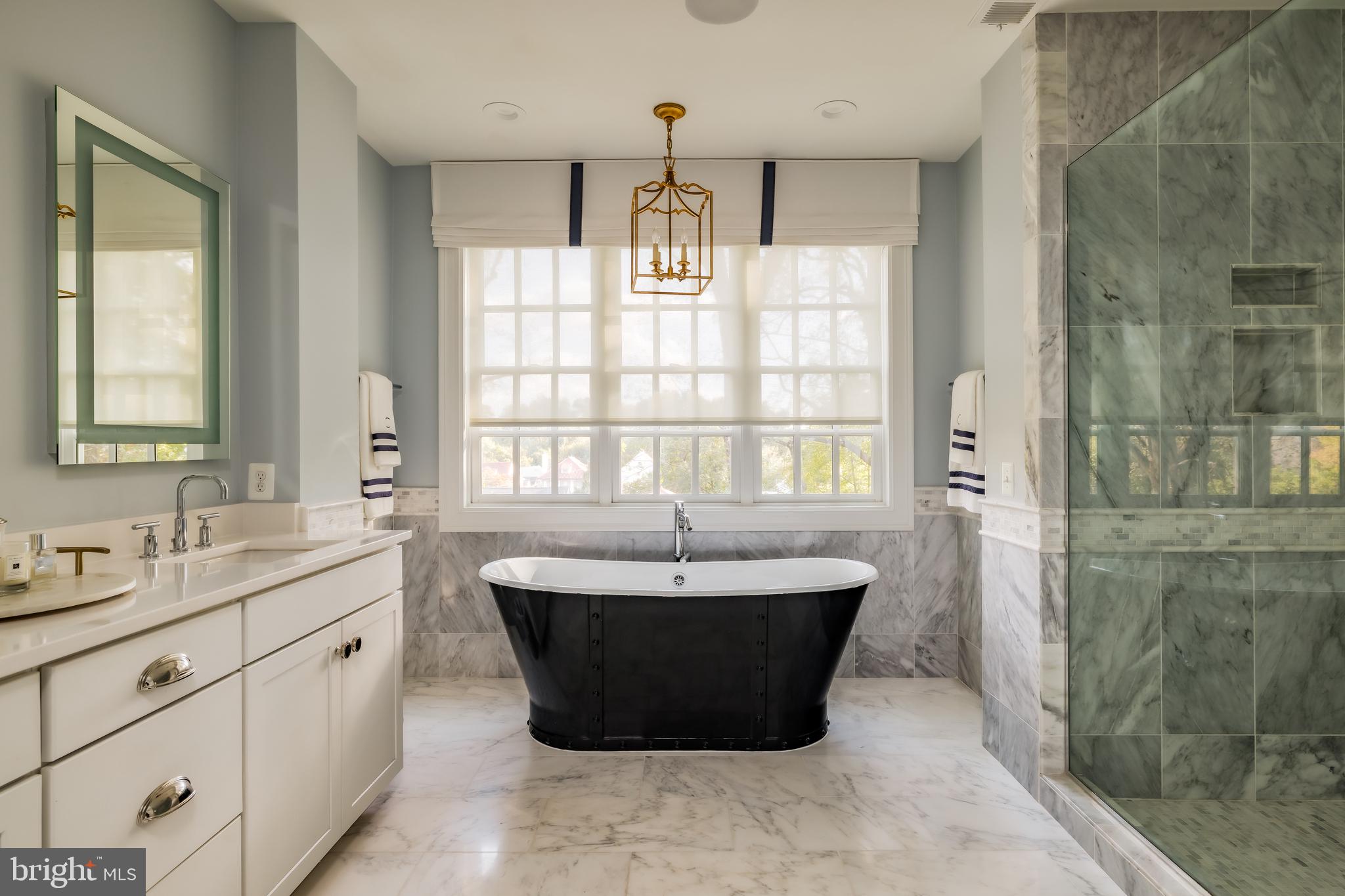 CLEVELAND PARK - Residential