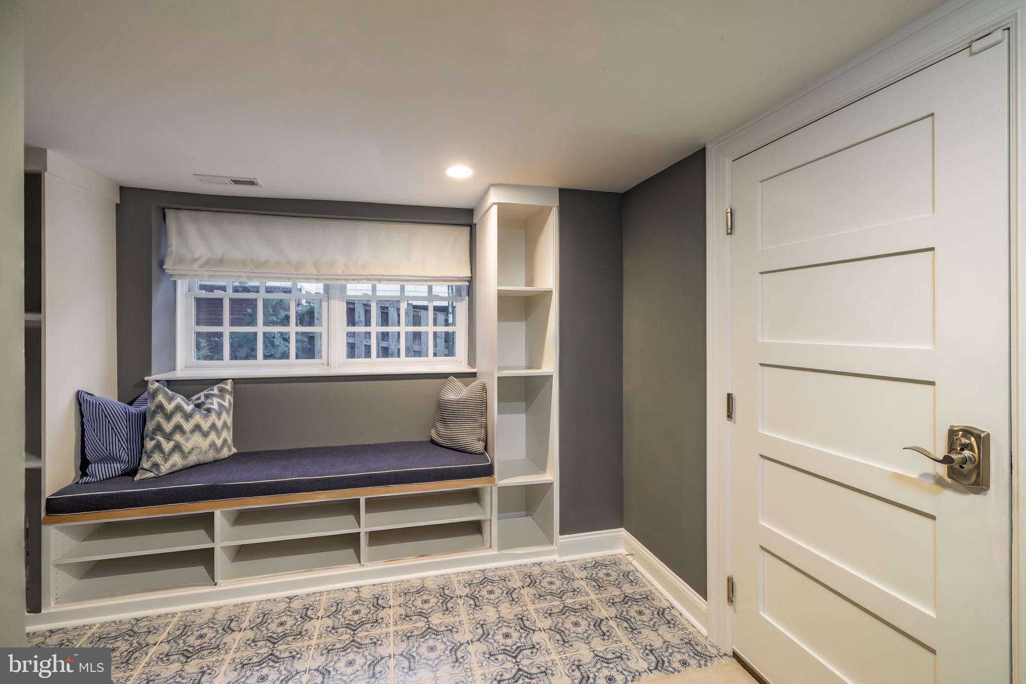 CLEVELAND PARK - Residential