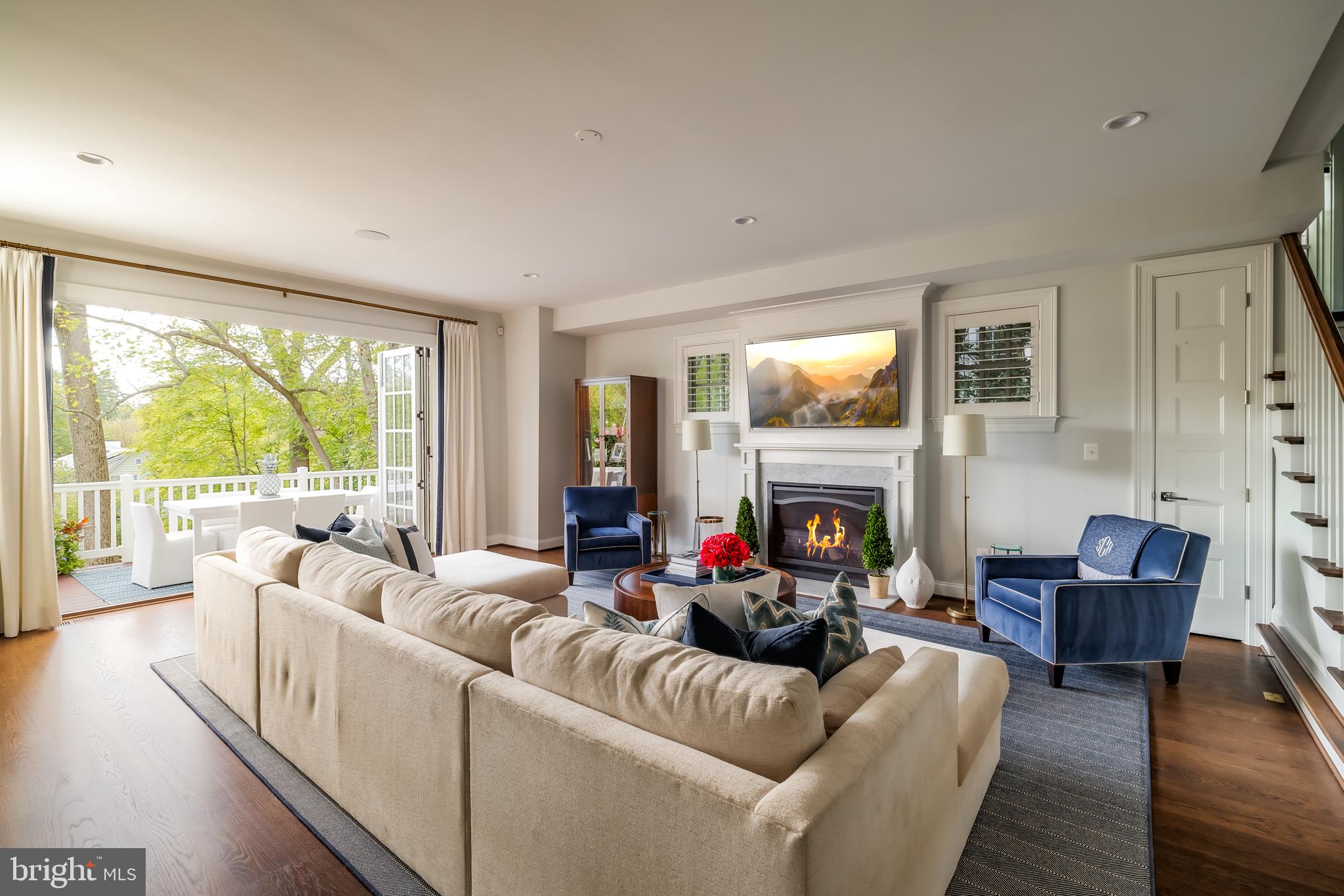 CLEVELAND PARK - Residential