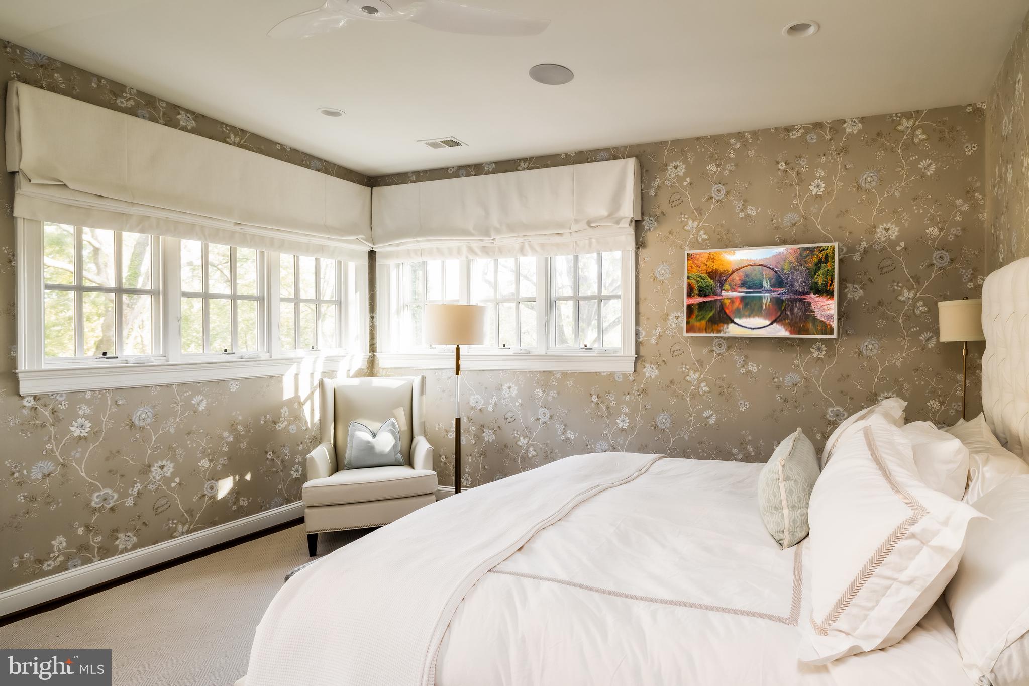 CLEVELAND PARK - Residential