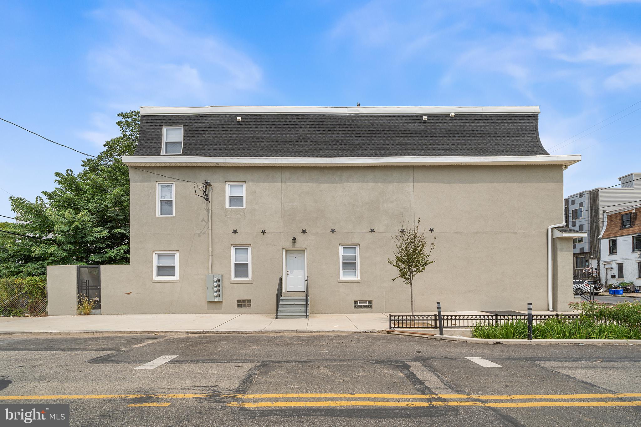 700 N 42ND STREET