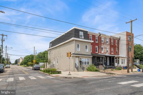 Townhouse For Sale - 700 N 42nd Street<br/> PHILADELPHIA, PA 19104