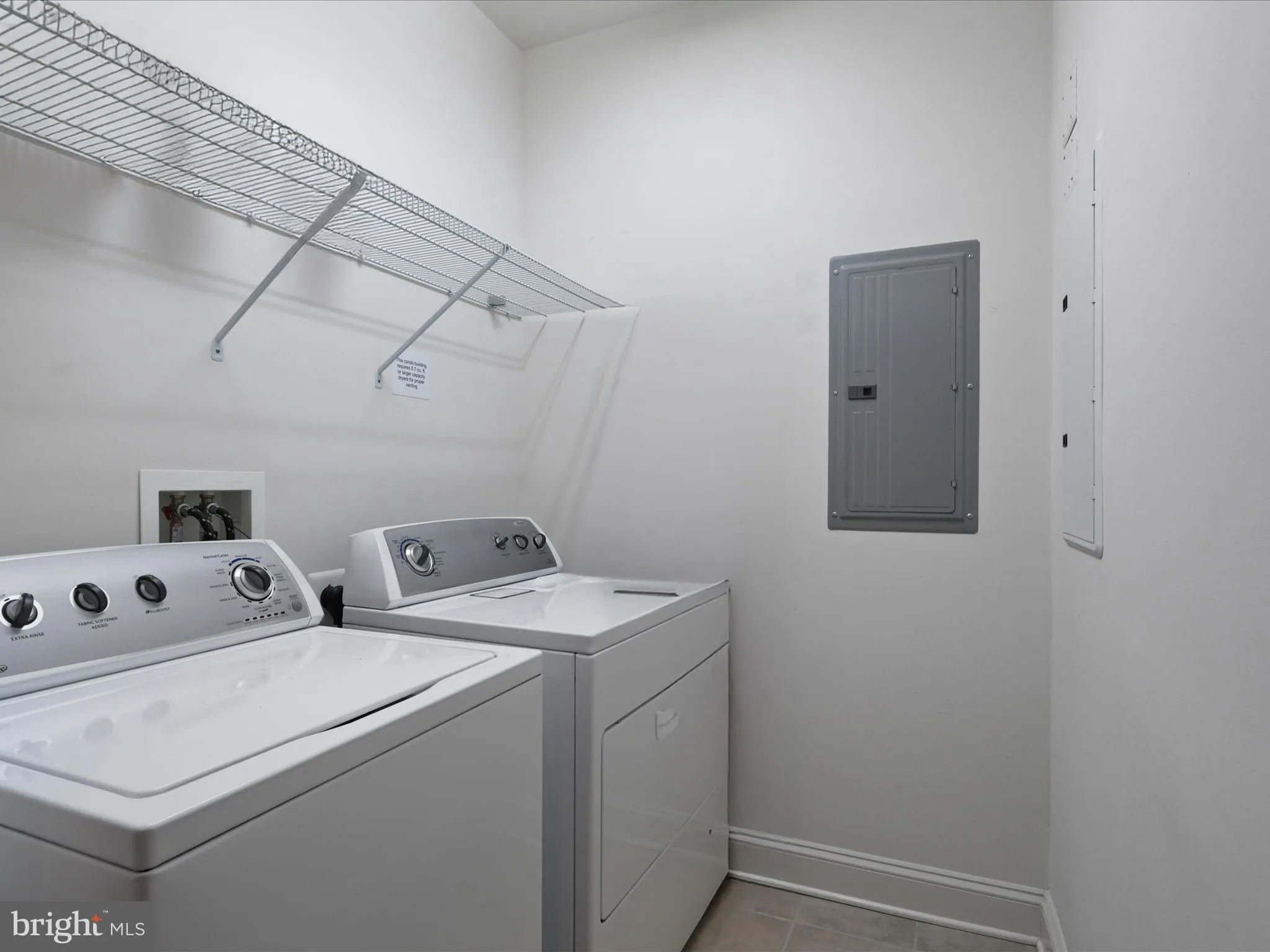 Manassas, Virginia 20110, United States, 3 Bedrooms Bedrooms, ,2 BathroomsBathrooms,Residential,Active,186250