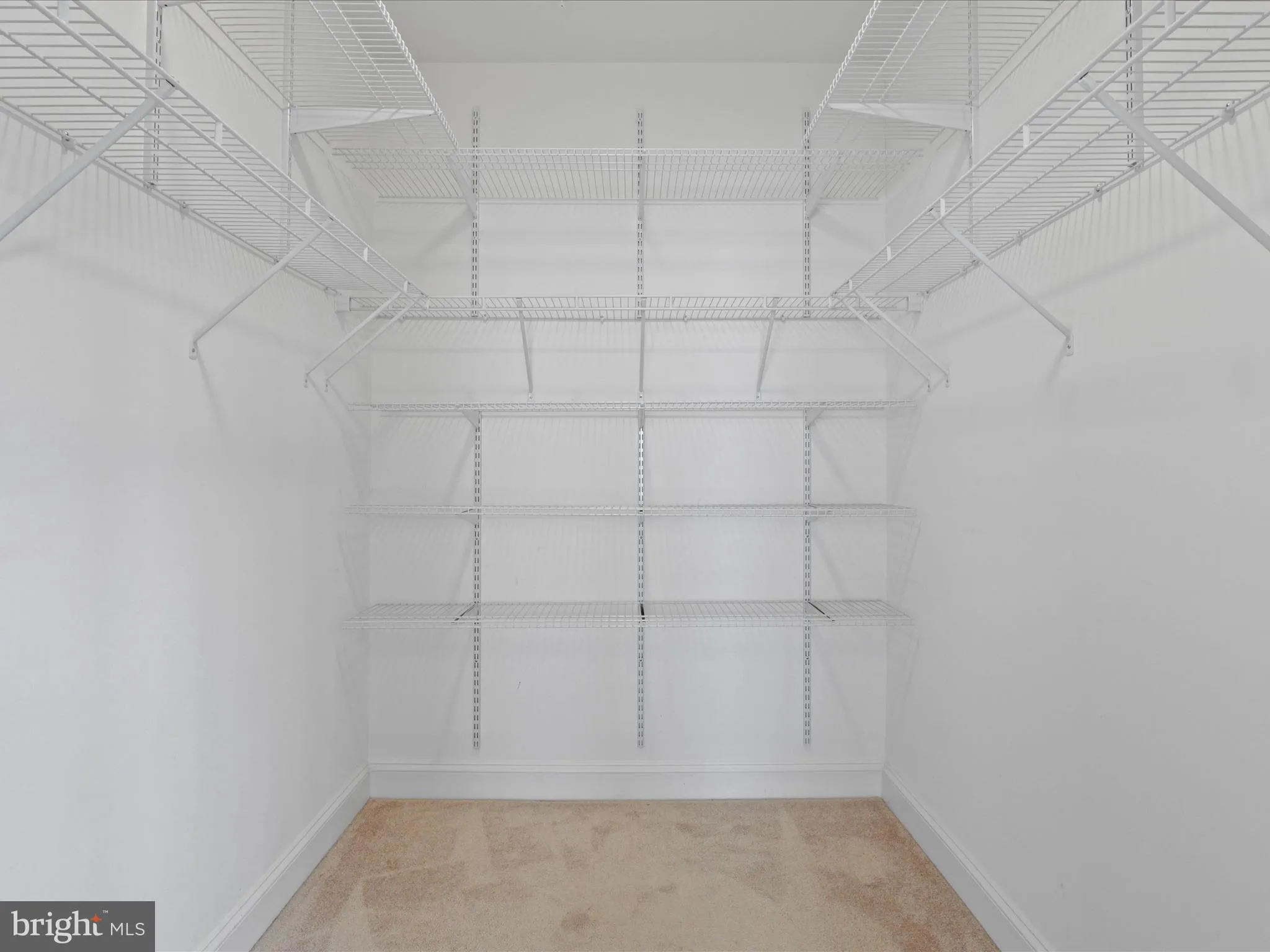 Manassas, Virginia 20110, United States, 3 Bedrooms Bedrooms, ,2 BathroomsBathrooms,Residential,Active,186250